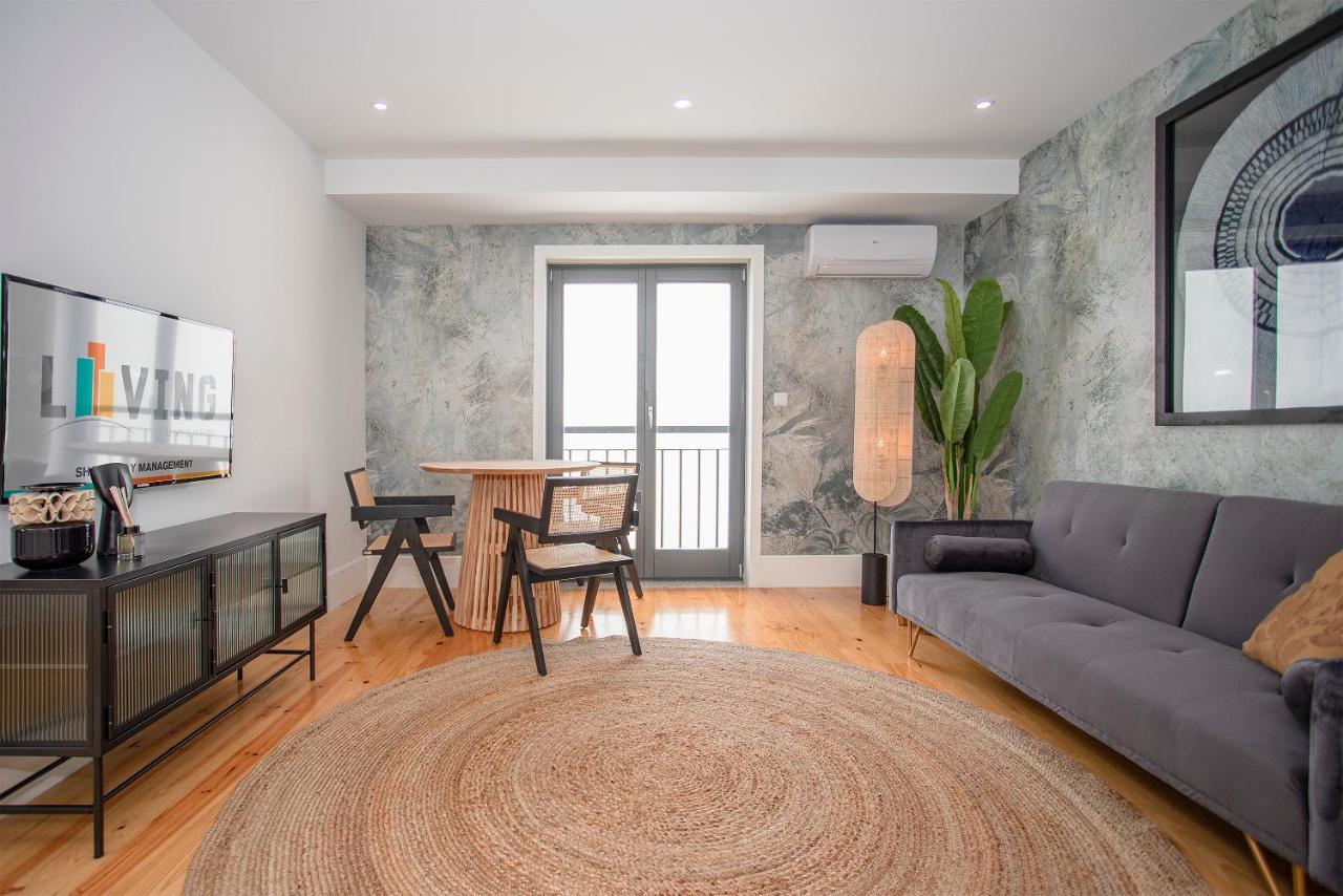 Liiiving In - Flores Design Experience Apartment Porto