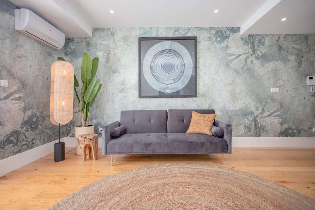 Liiiving In - Flores Design Experience Apartment Porto