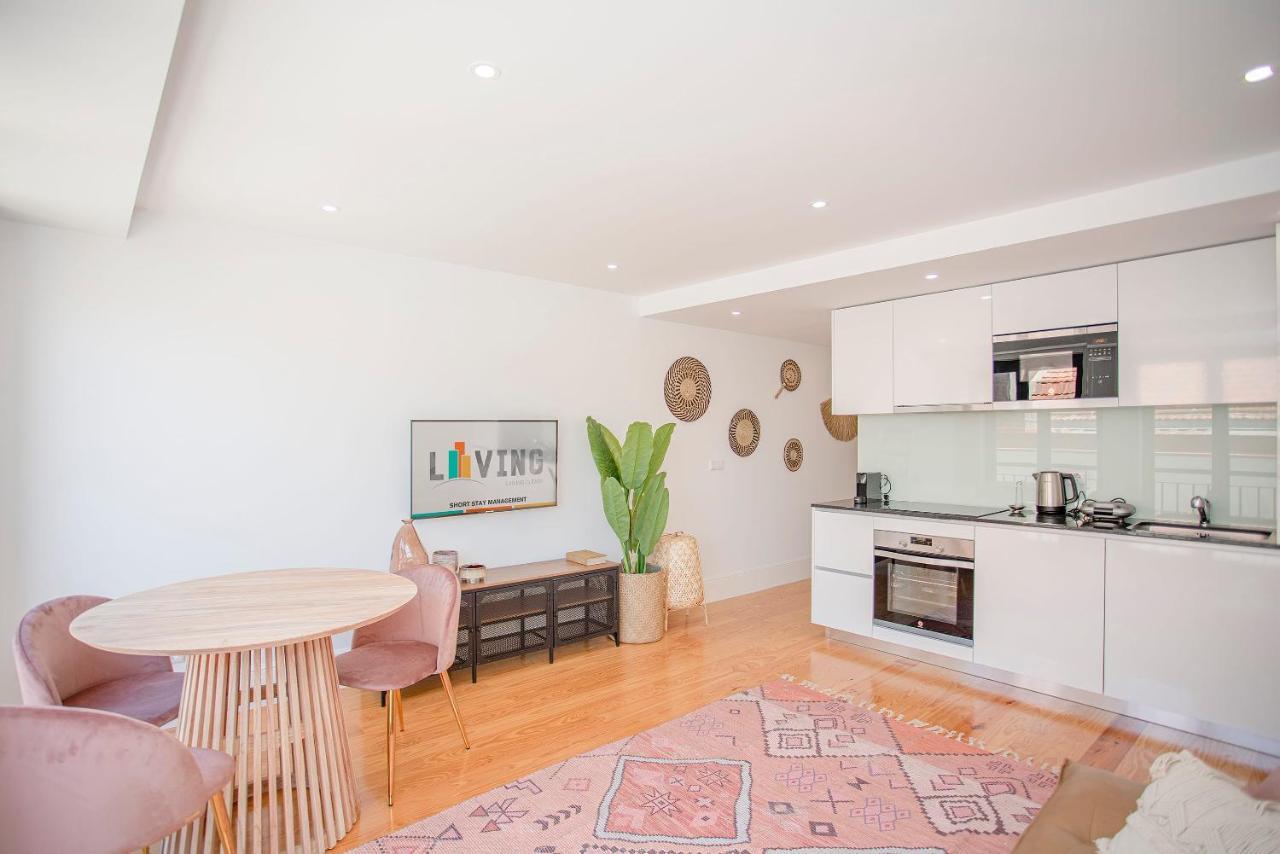 Liiiving In - Flores Design Experience Apartment