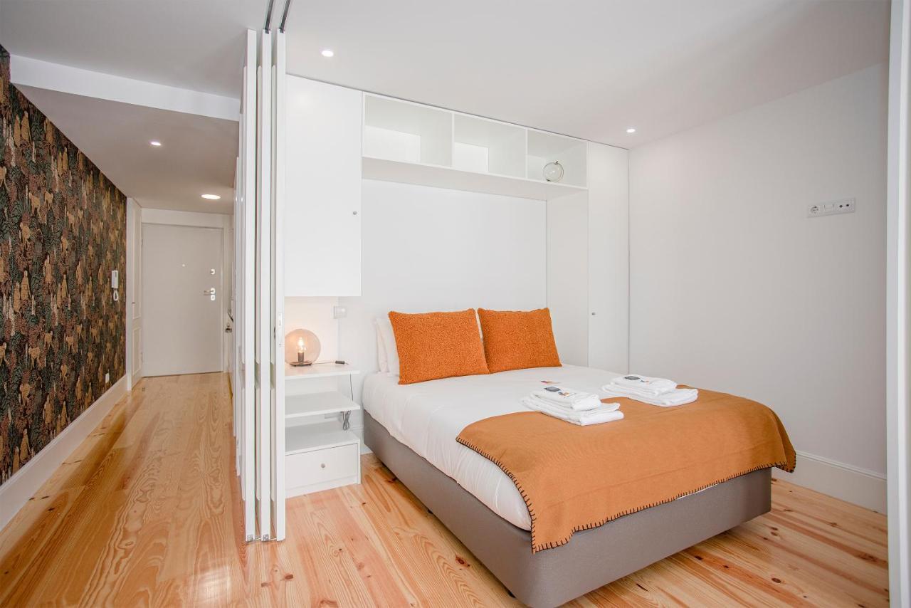 Apartment Liiiving In - Flores Design Experience Porto