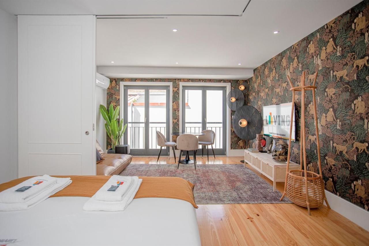 Liiiving In - Flores Design Experience Apartment *