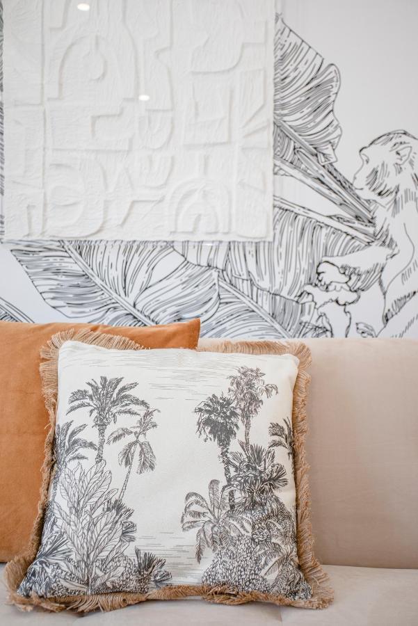 Liiiving In - Flores Design Experience *