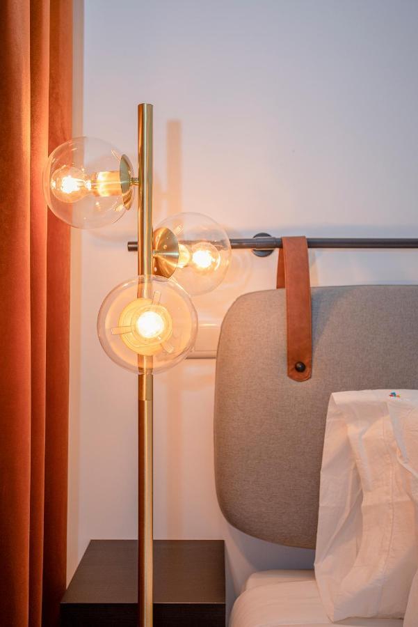 Apartment Liiiving In - Flores Design Experience