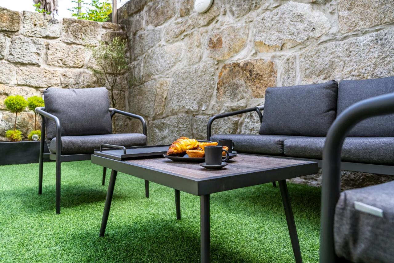 Private Garden In City Center Appartement Porto