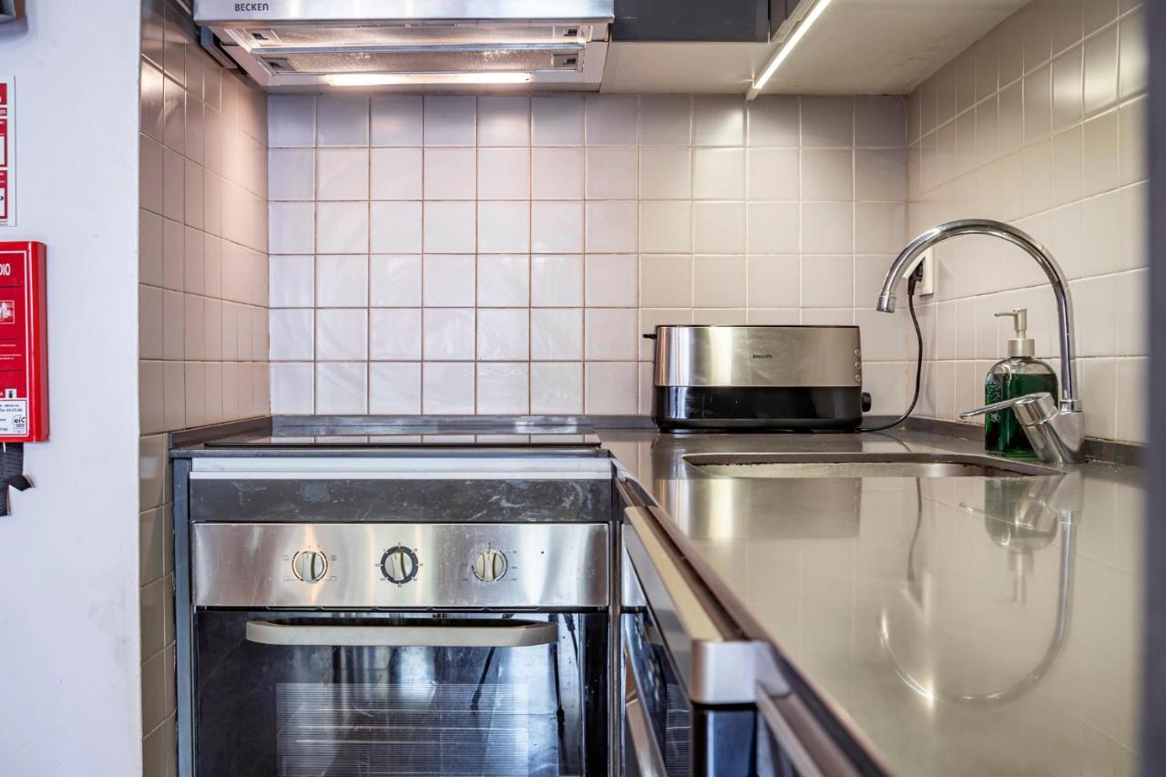 Private Garden In City Center Appartement *