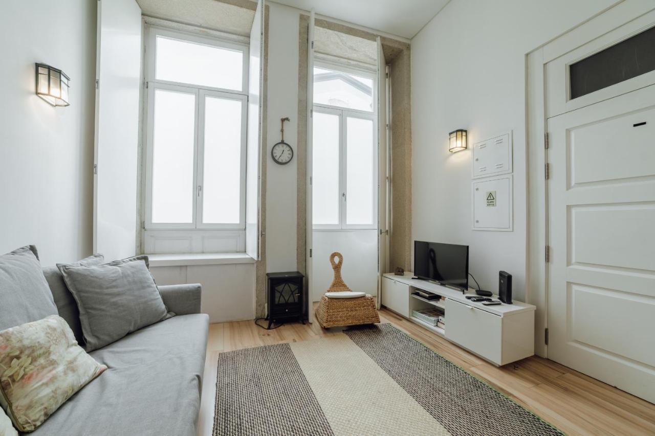 Historic & Sunny Mezzanine Bolhao By Vacationy Apartment *