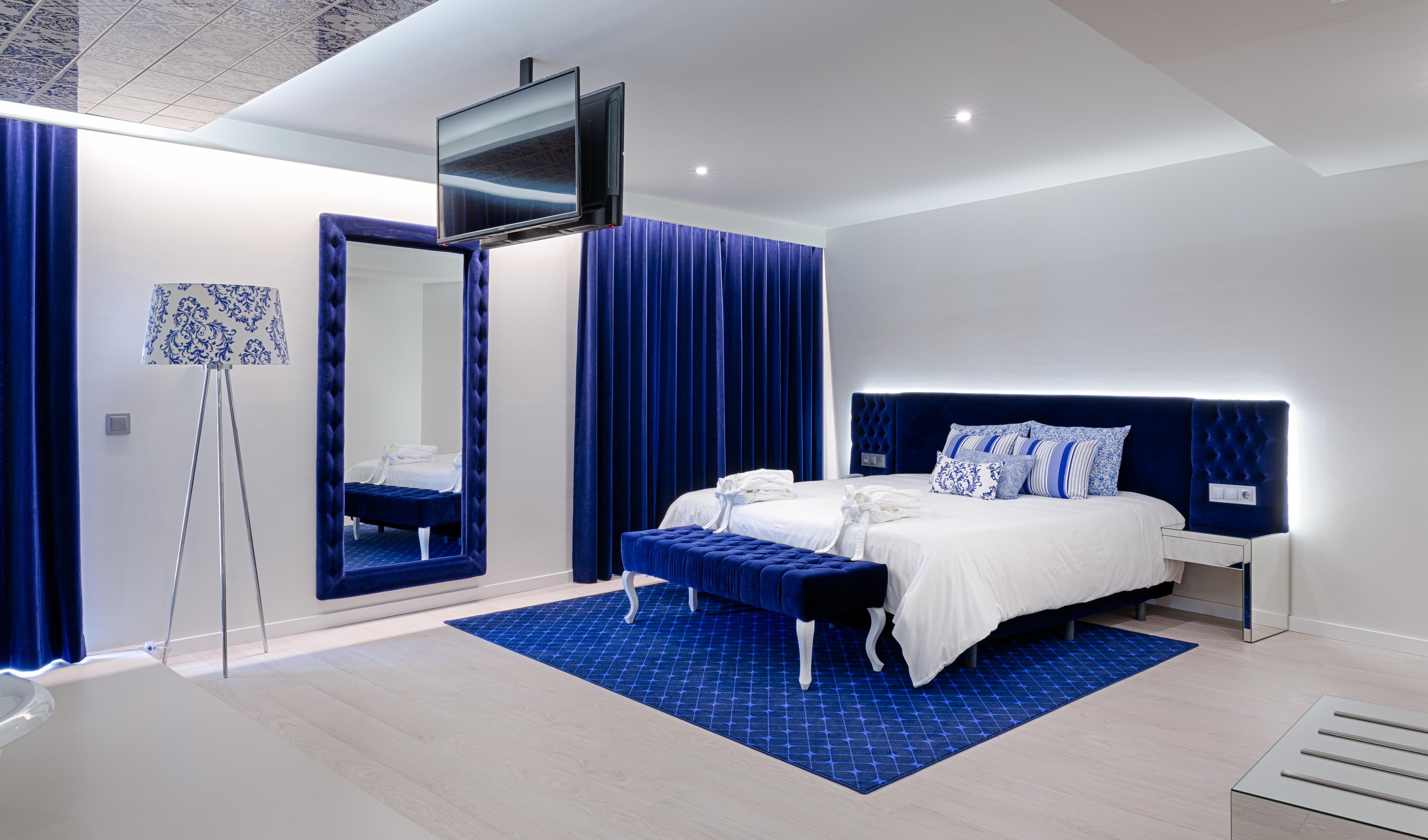 Cristal Hotel 4*