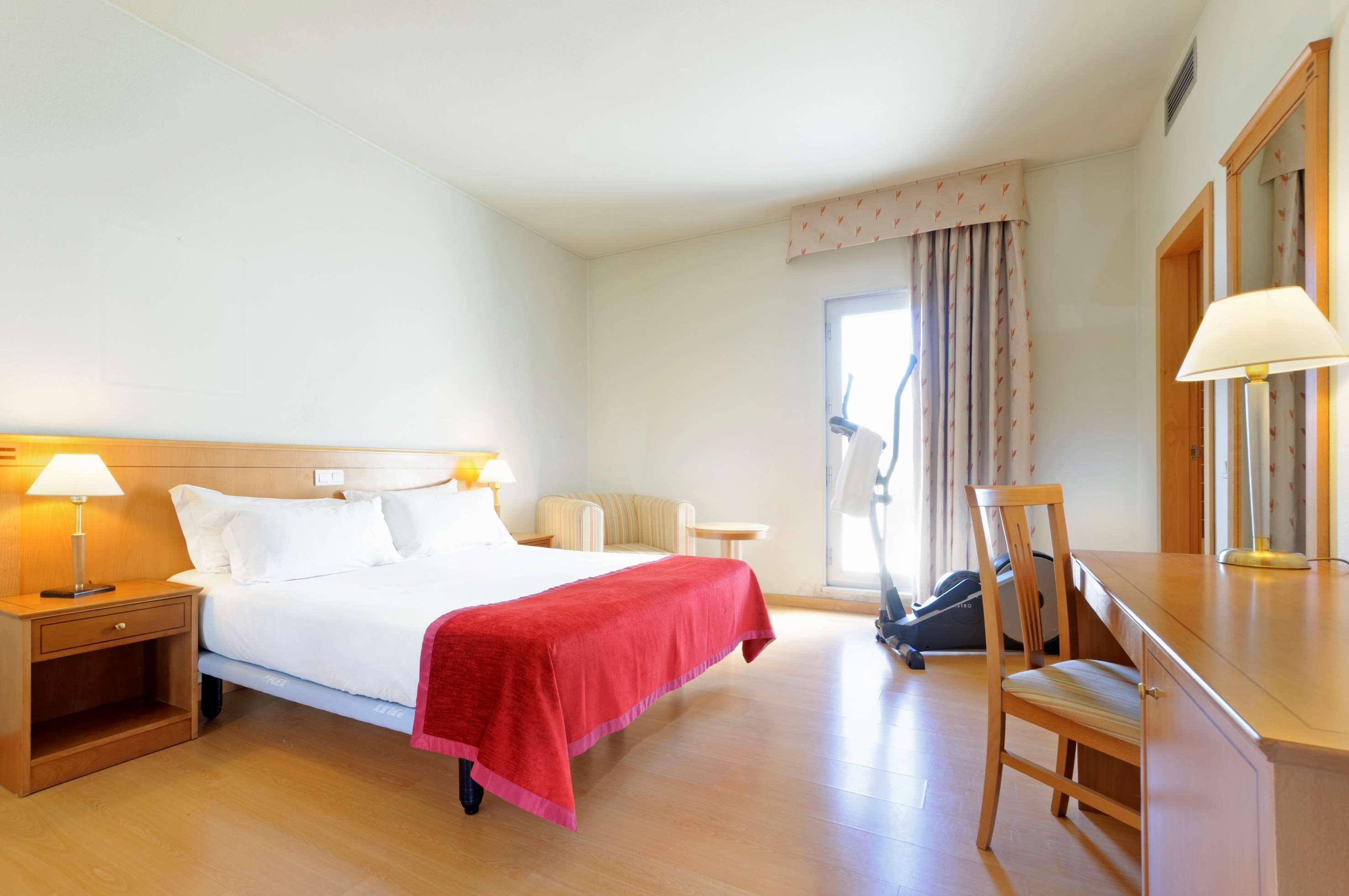Tryp By Wyndham Centro 3*
