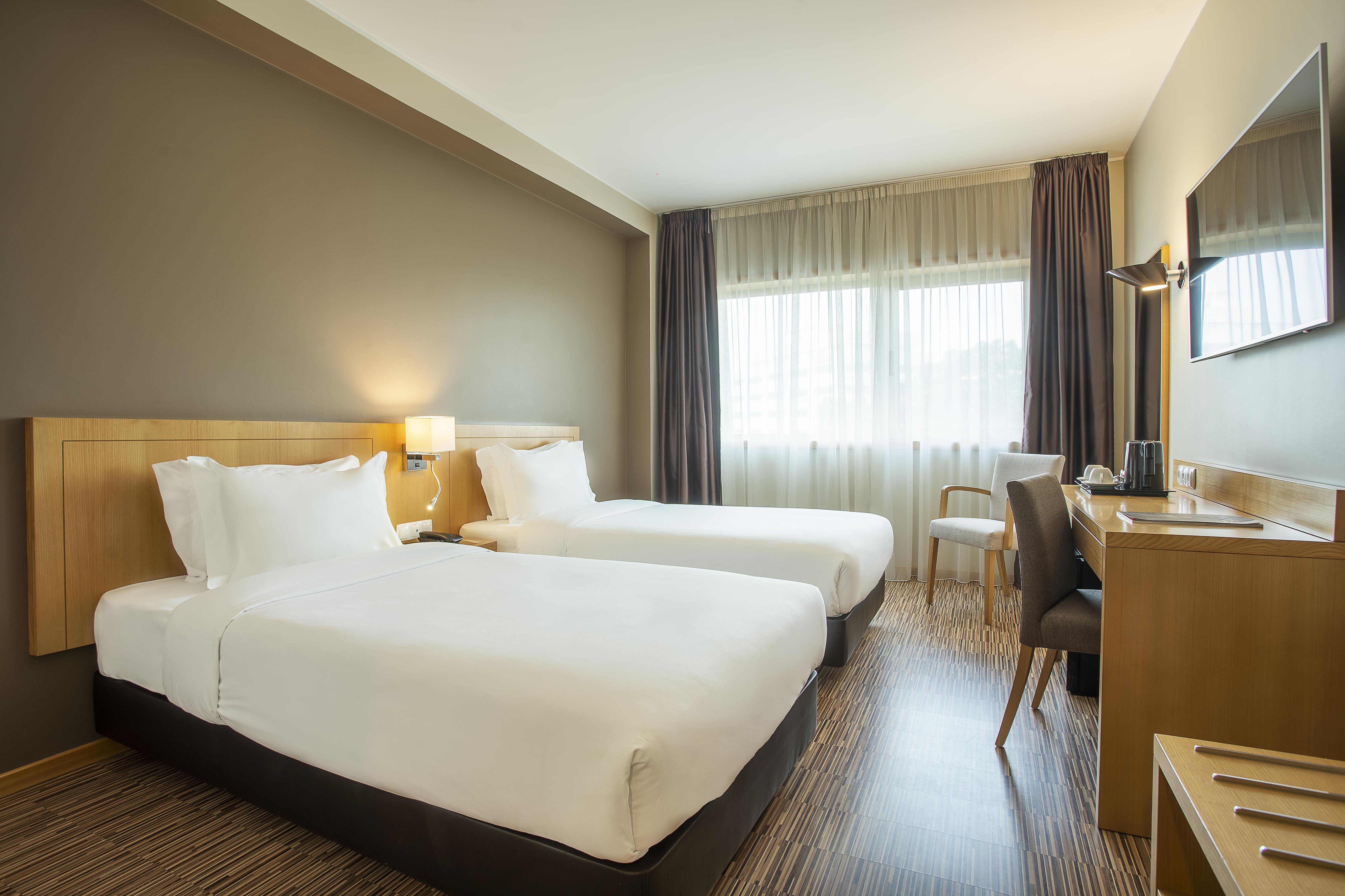Hotel Hf Tuela 3*