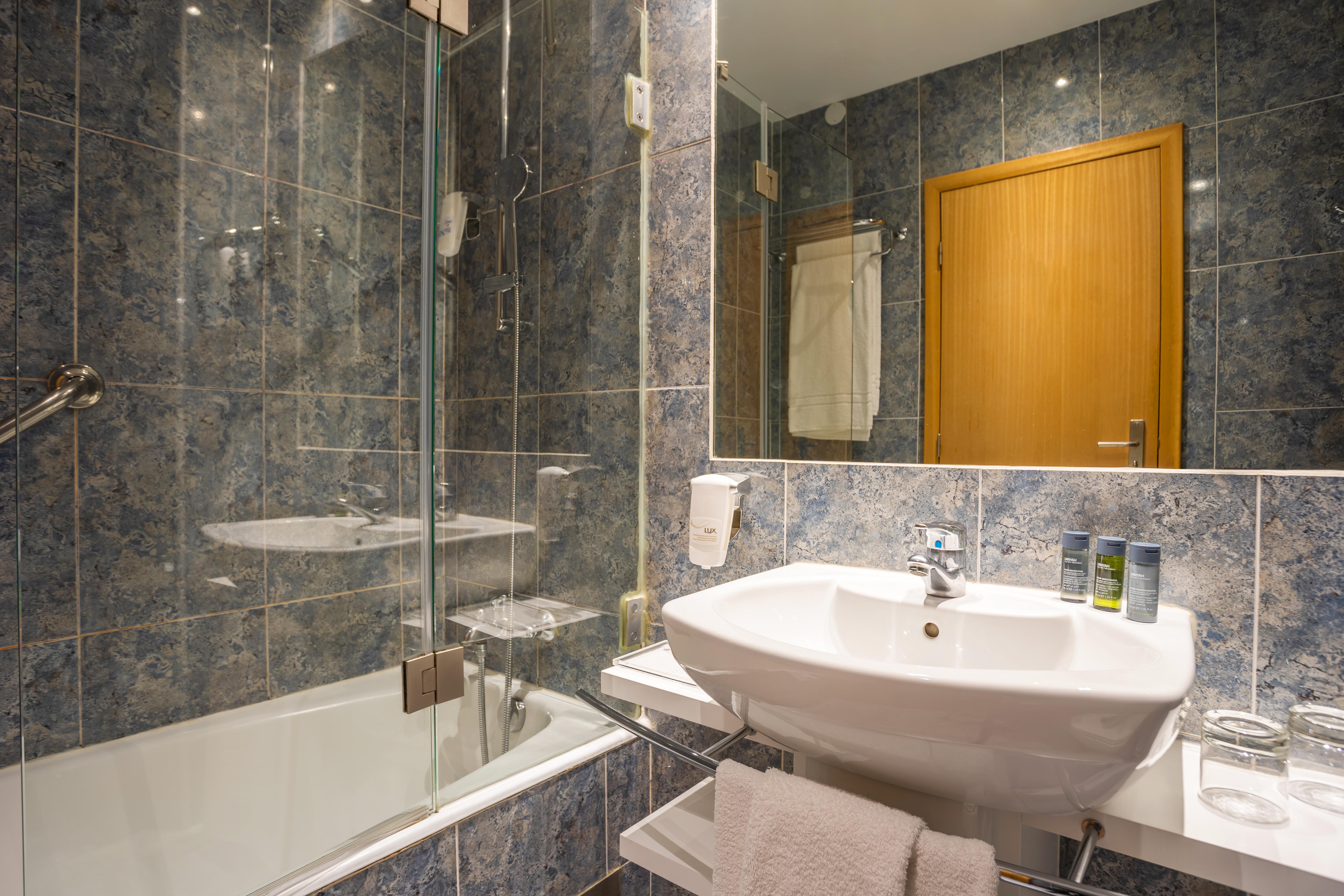 Hf Tuela Hotel Porto