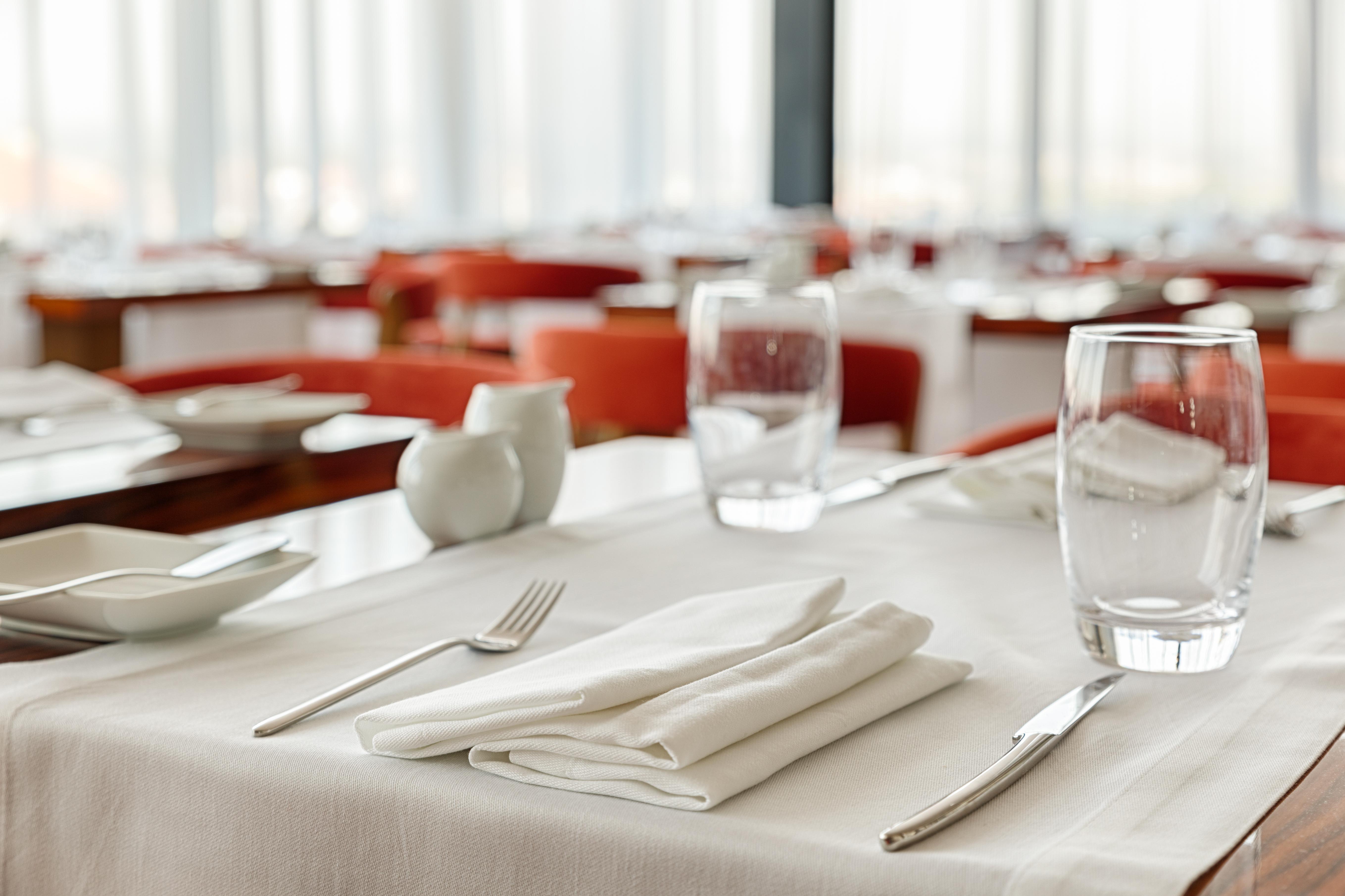 Premium Downtown Hotel 4*