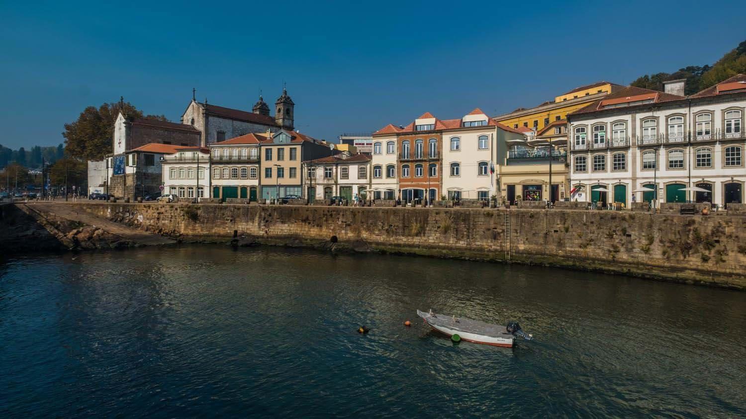 Gale Ribeira Porto