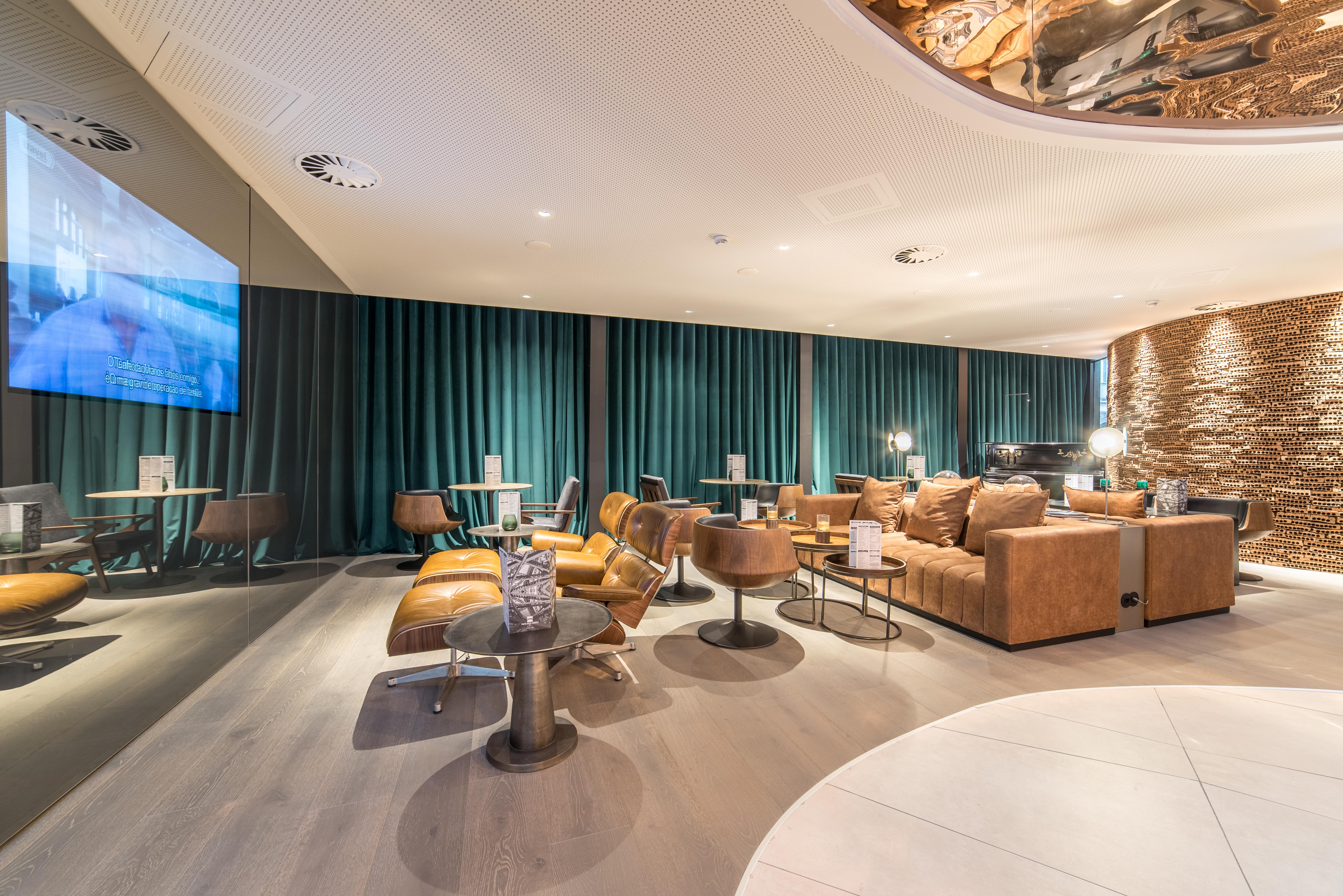 Royal Bridges Hotel 4*