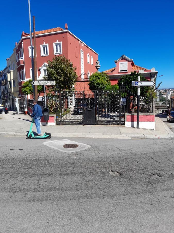 Al Pitoes Guest house Porto