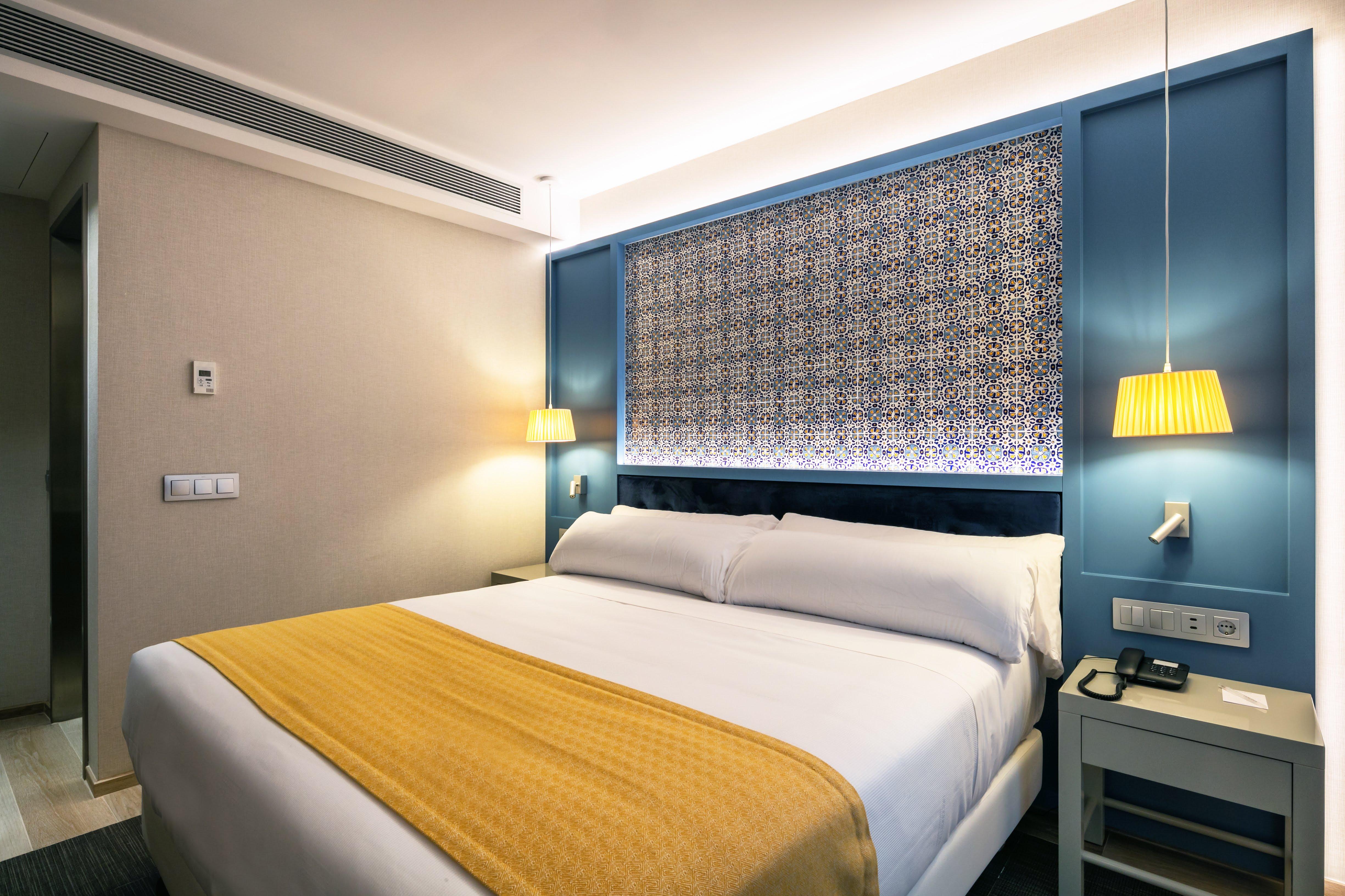 Catalonia Hotel 4*
