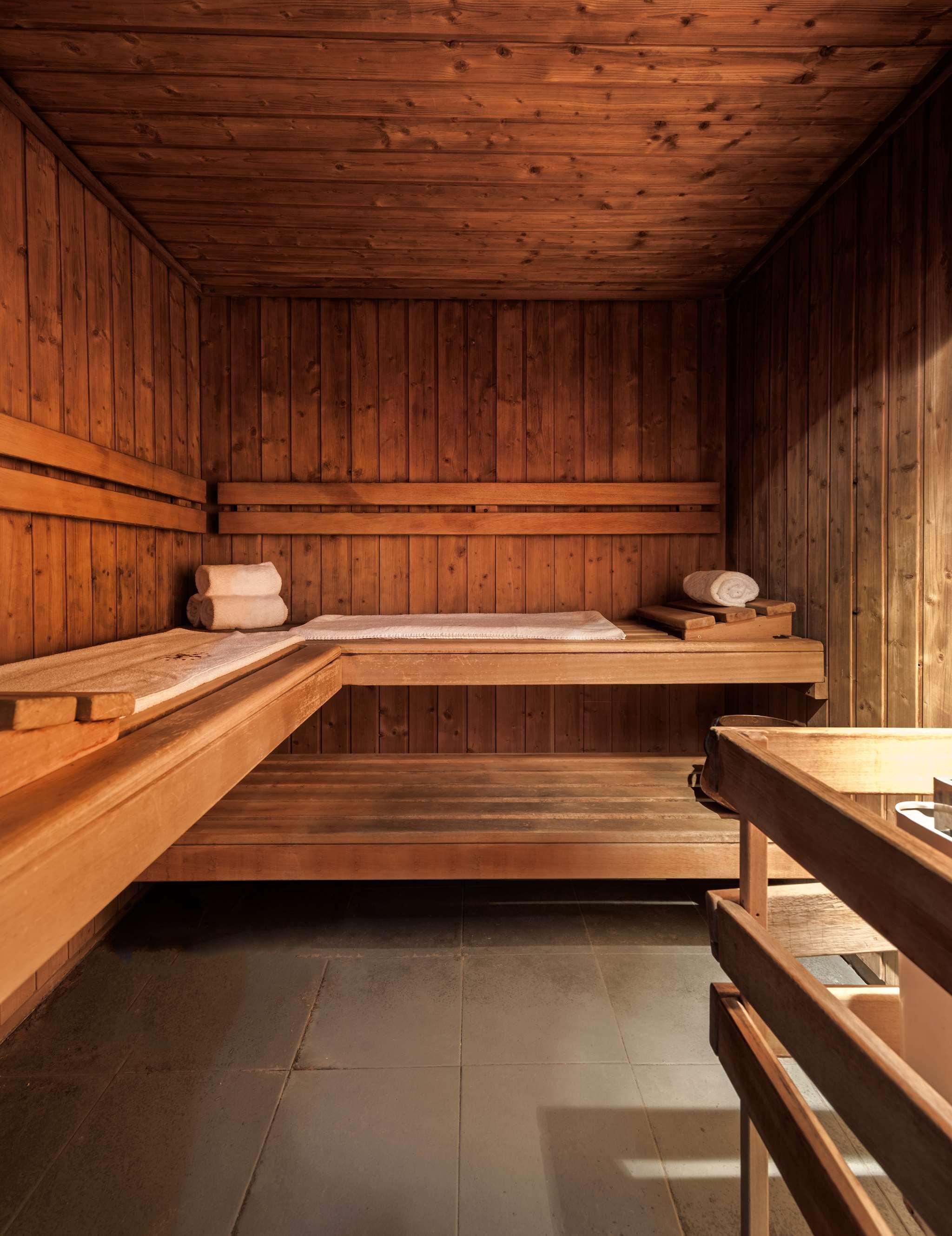Catalonia Hotel
