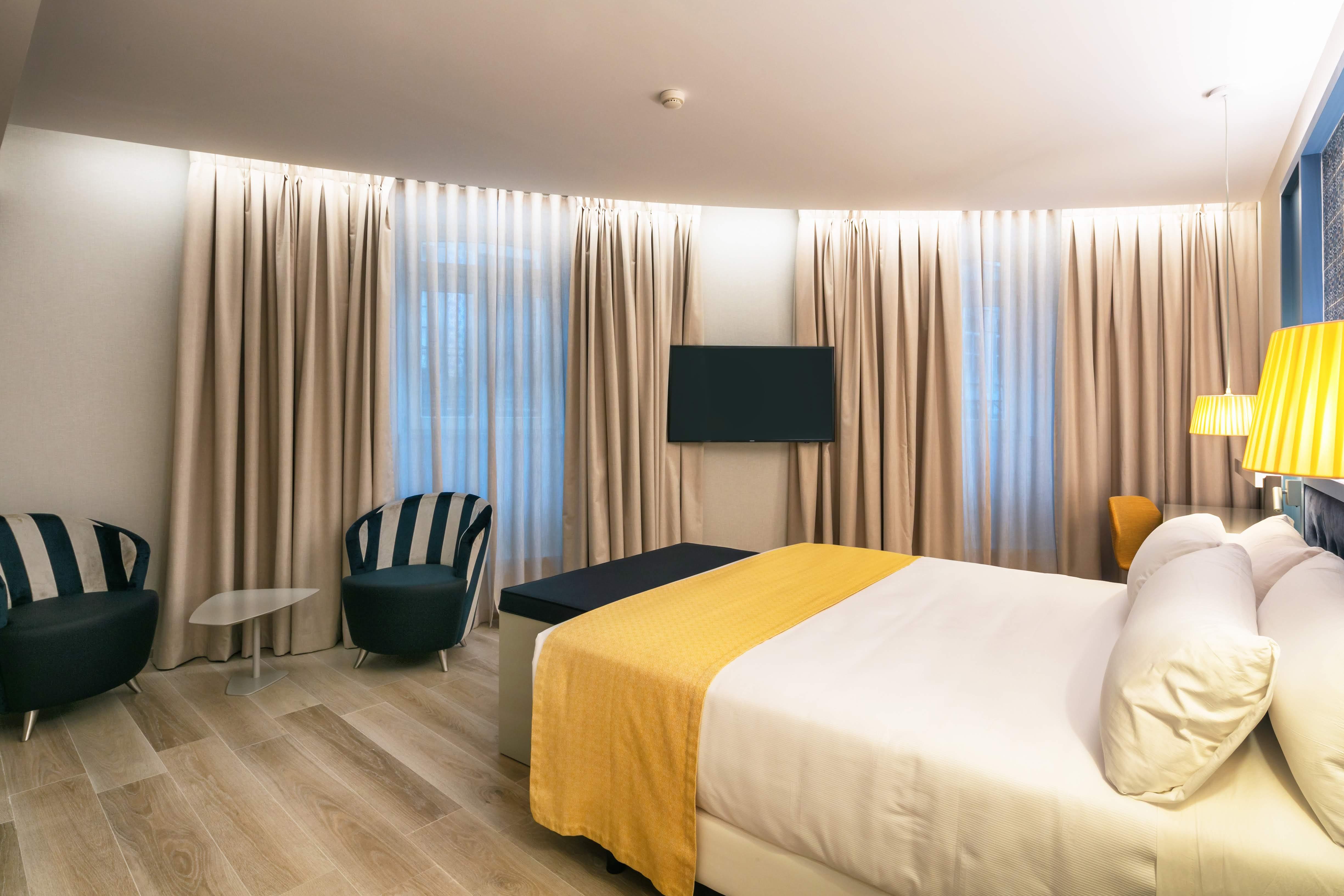 Catalonia 4*