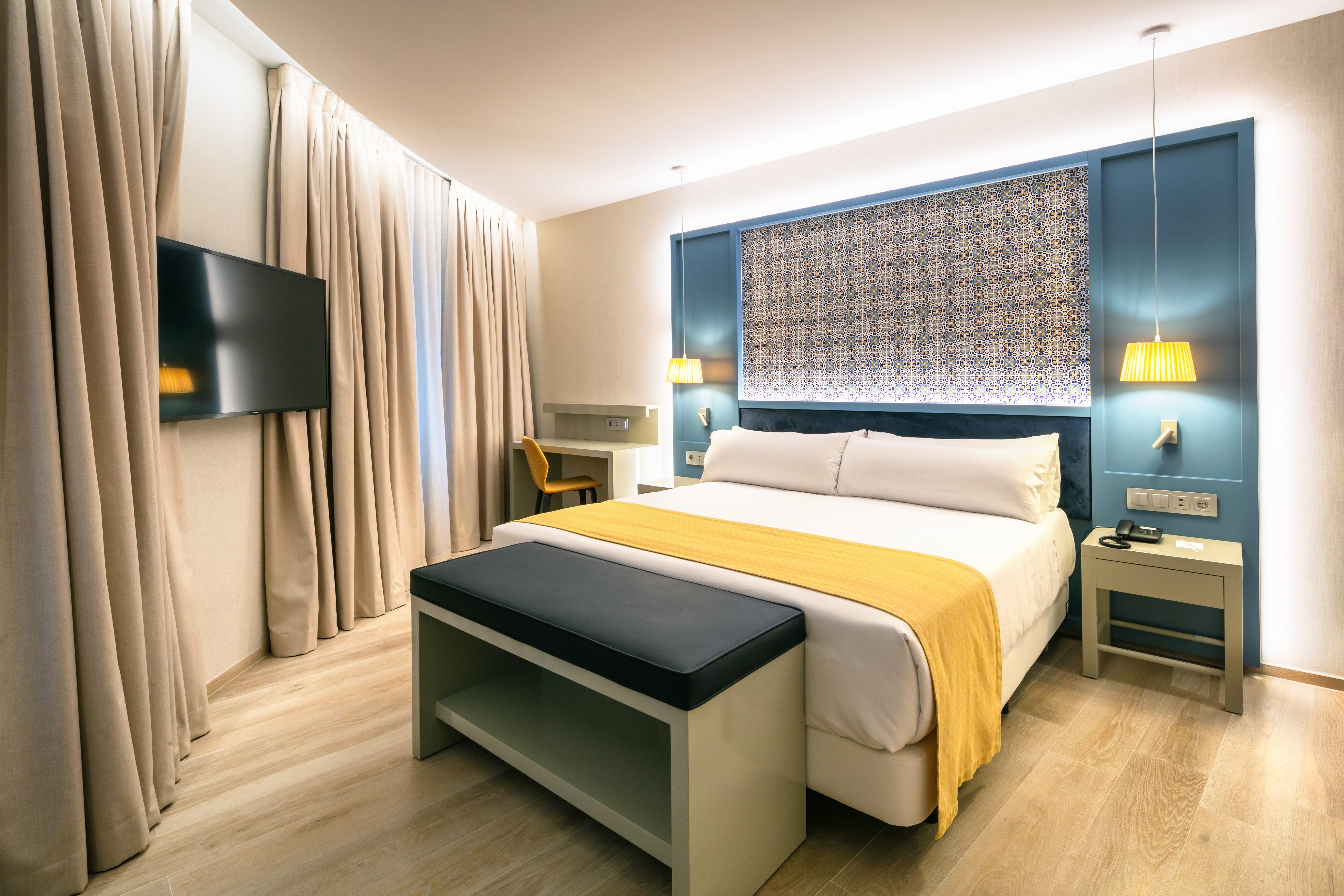 Hotel Catalonia 4*