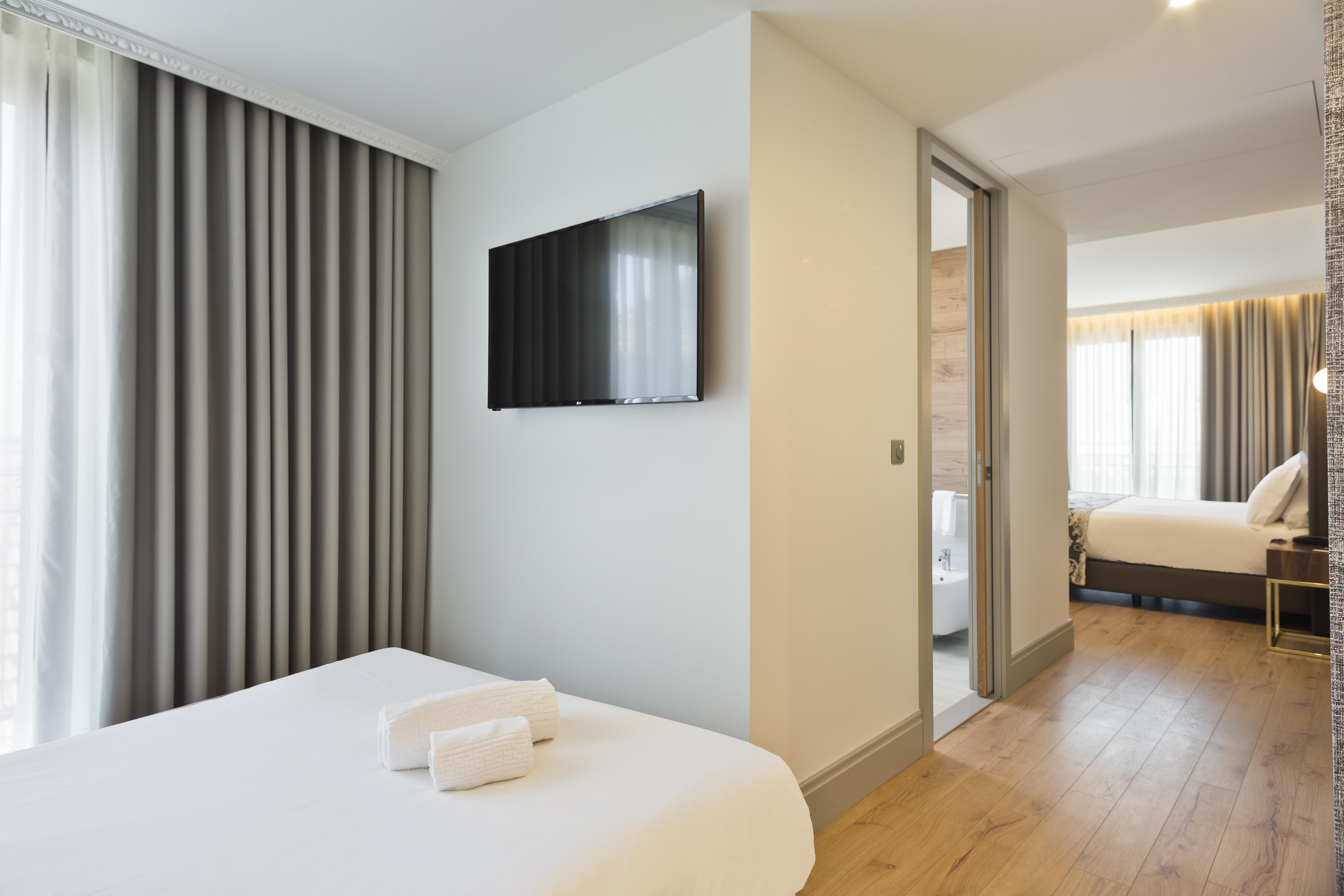 Acta The Avenue Hotel 4*