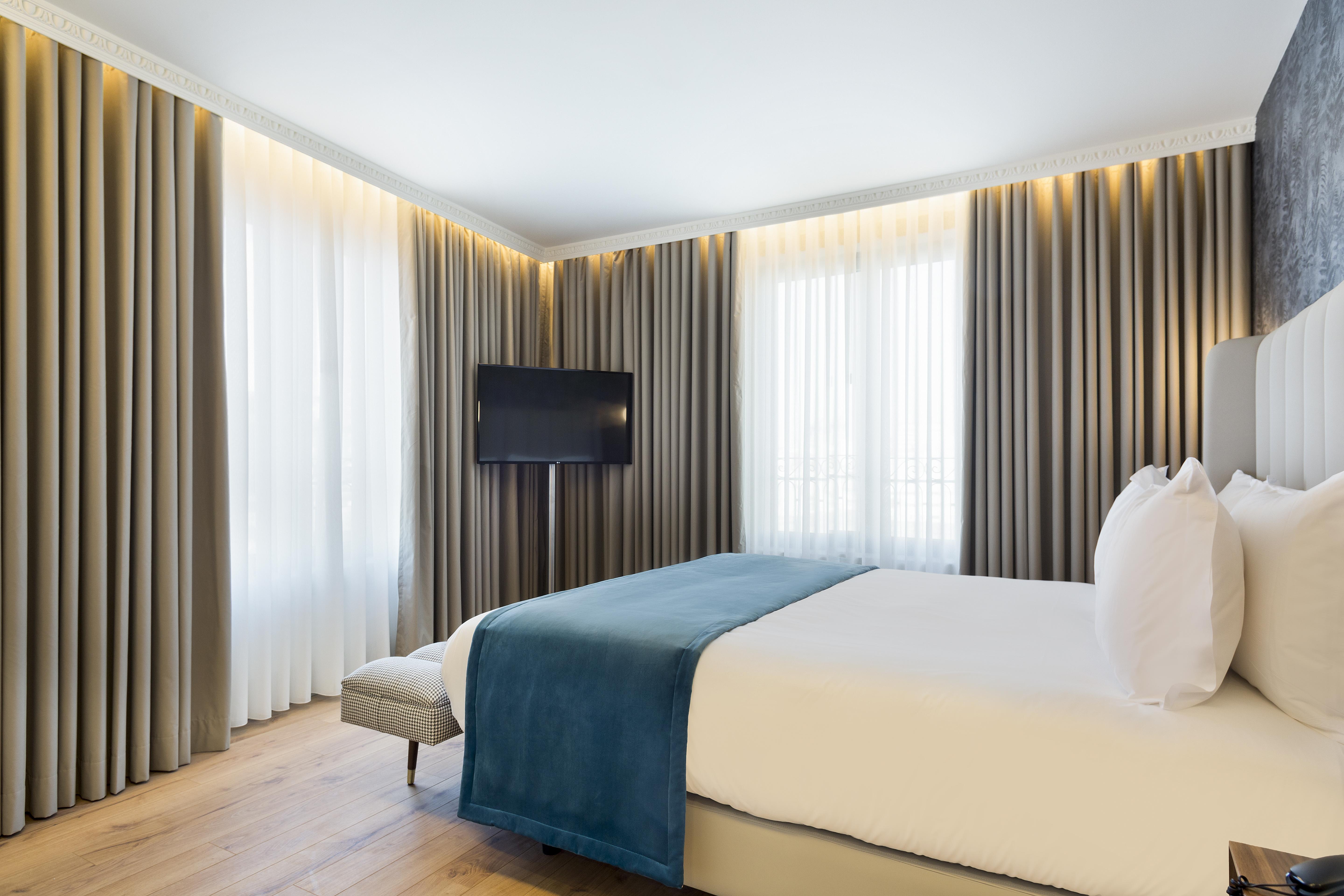 Acta The Avenue Hotel
