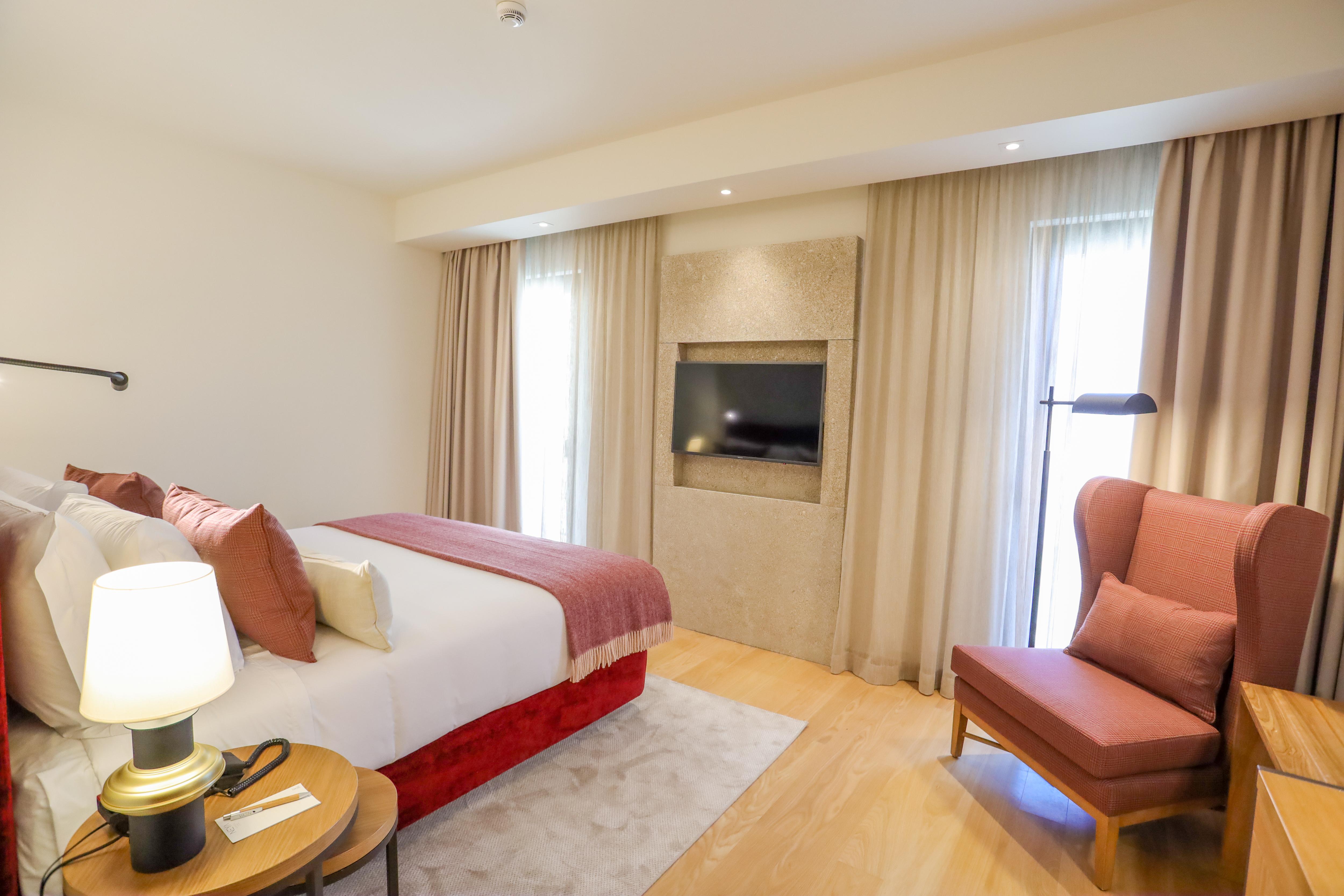Neya 4* Porto