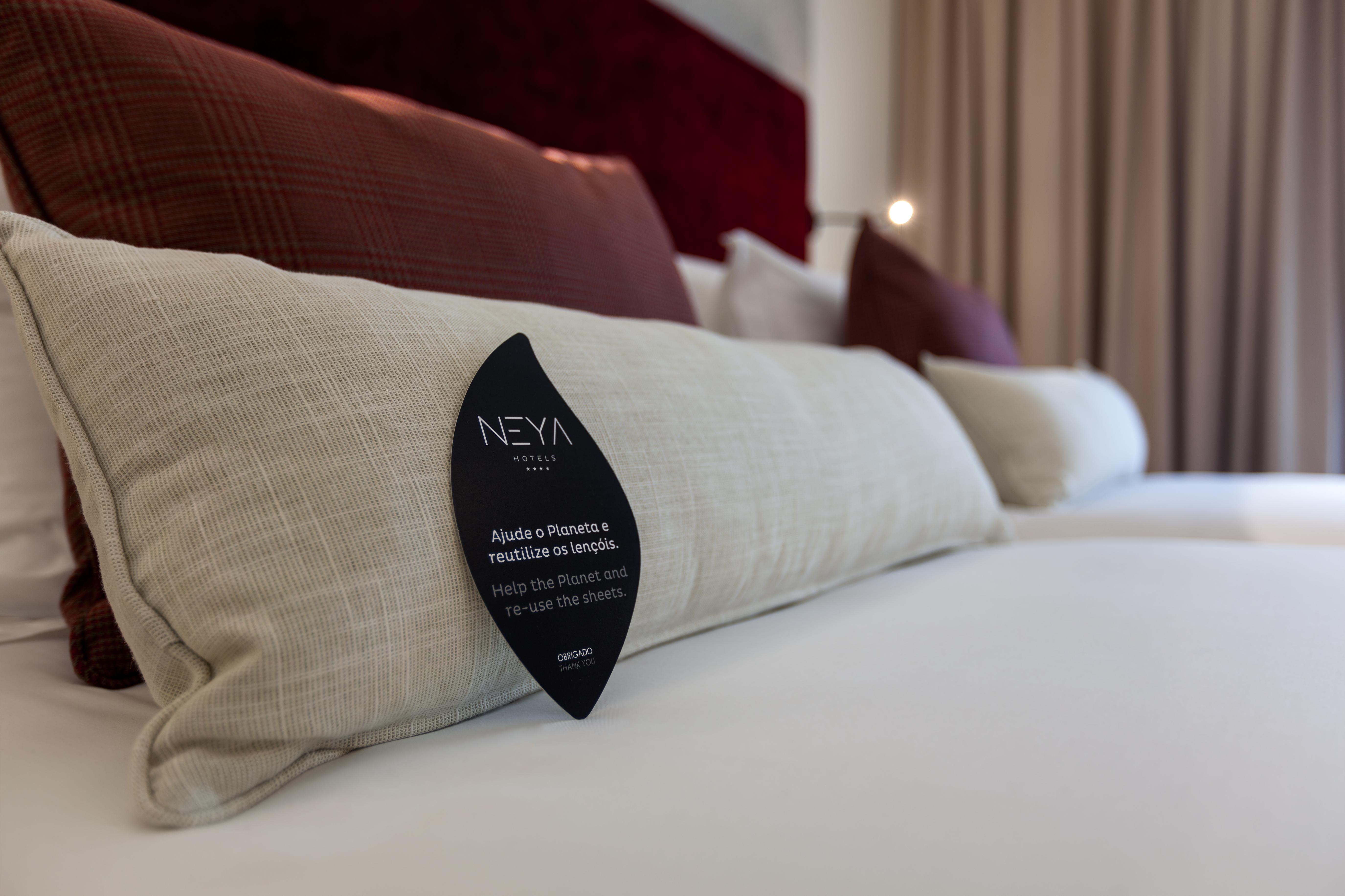 Neya Hotel 4*