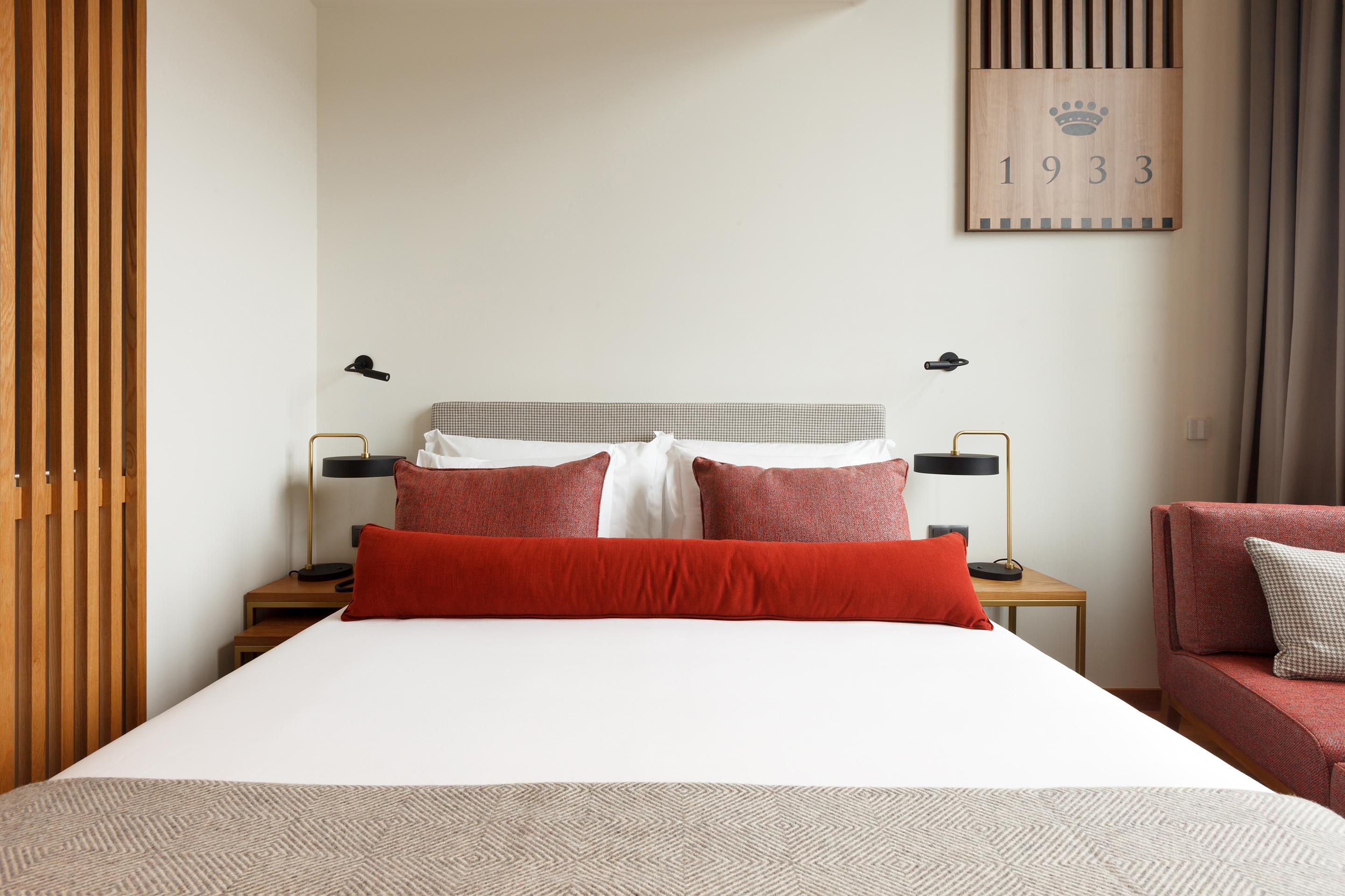 Neya Hotel