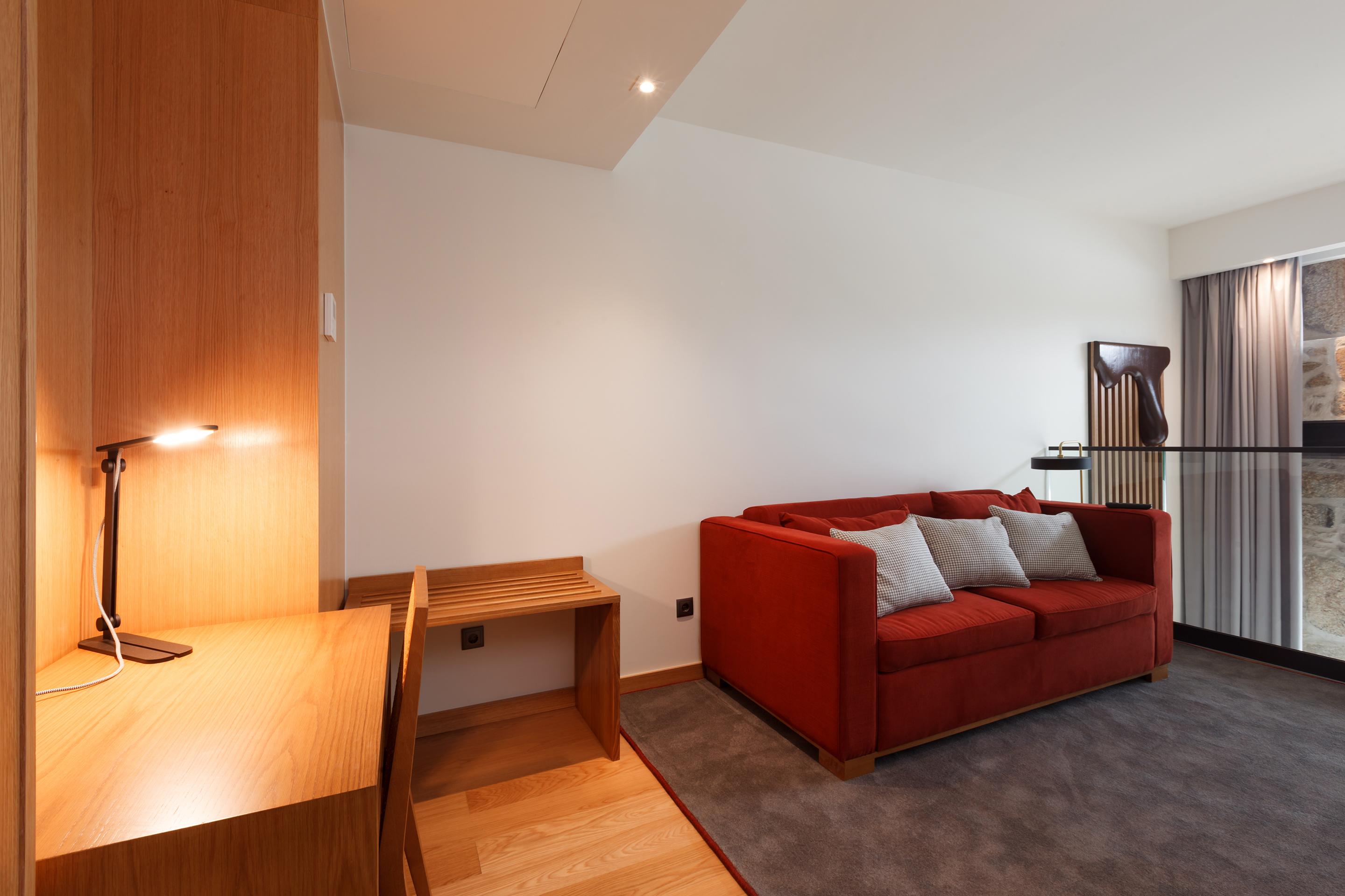 Hotel Neya 4*