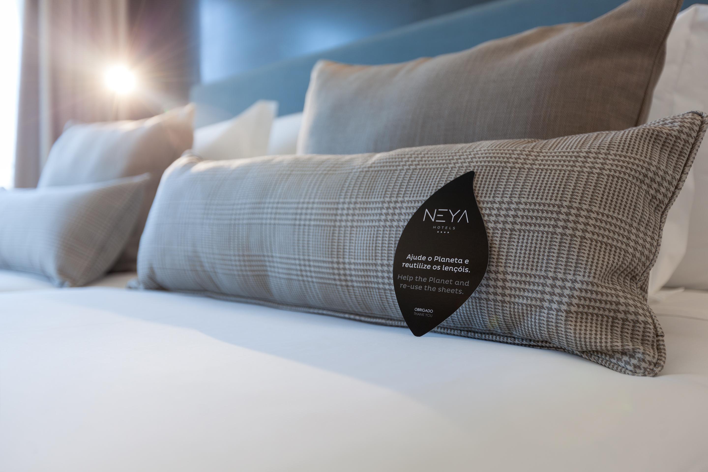 Hotel Neya 4*