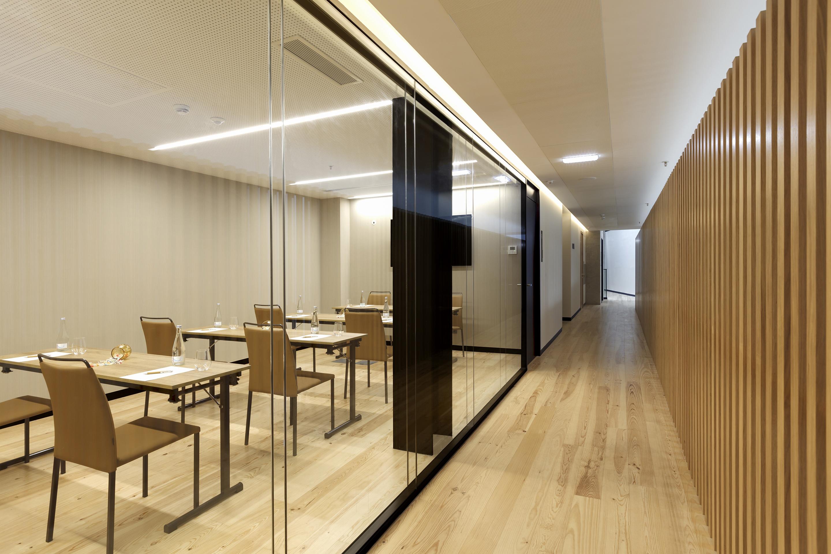 Neya Hotel