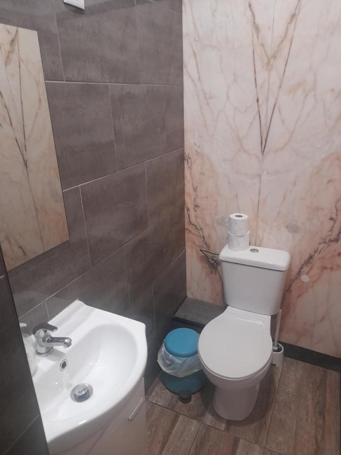 Al Pitoes Guest house Porto