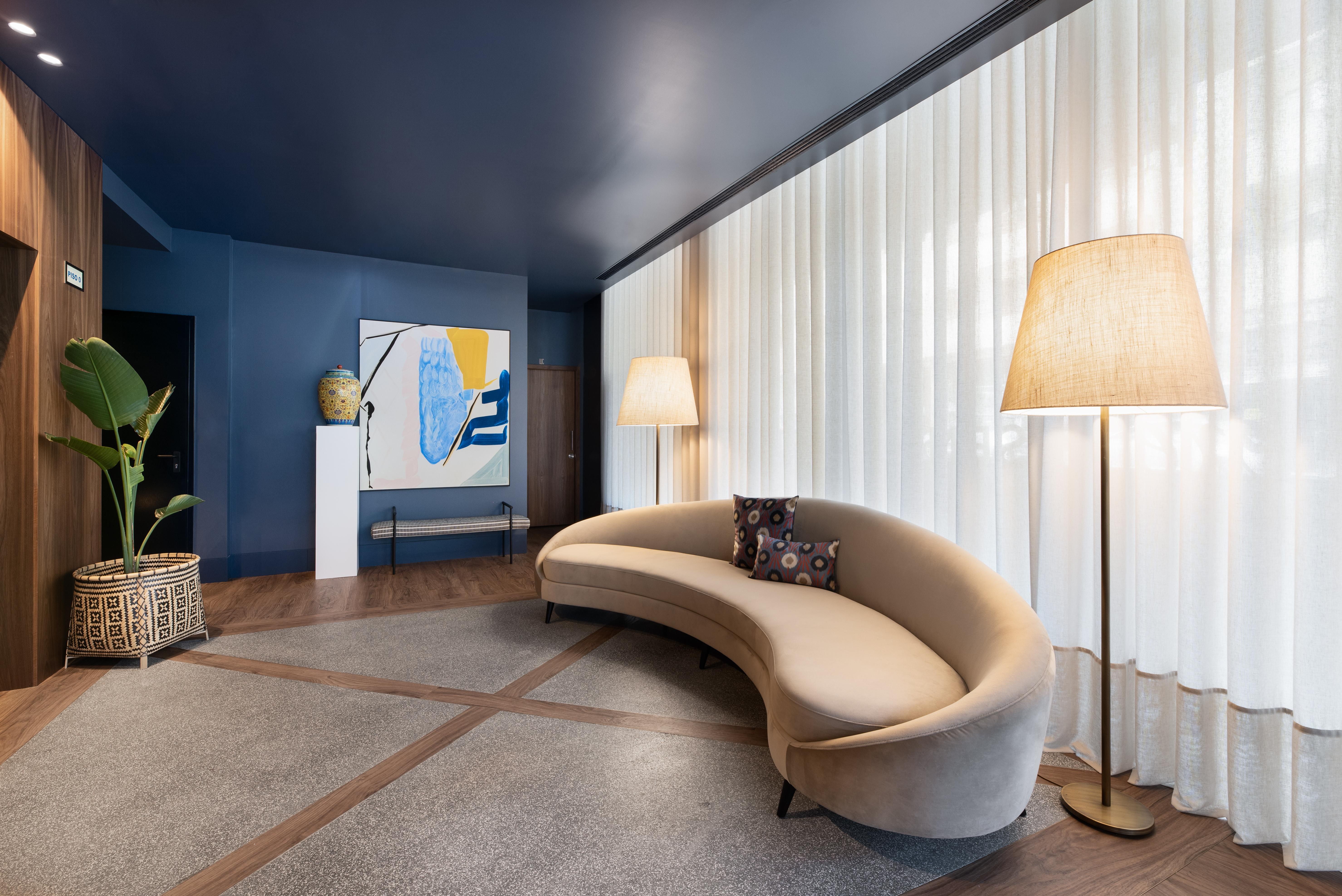 Hotel Exe Essenzia 4*
