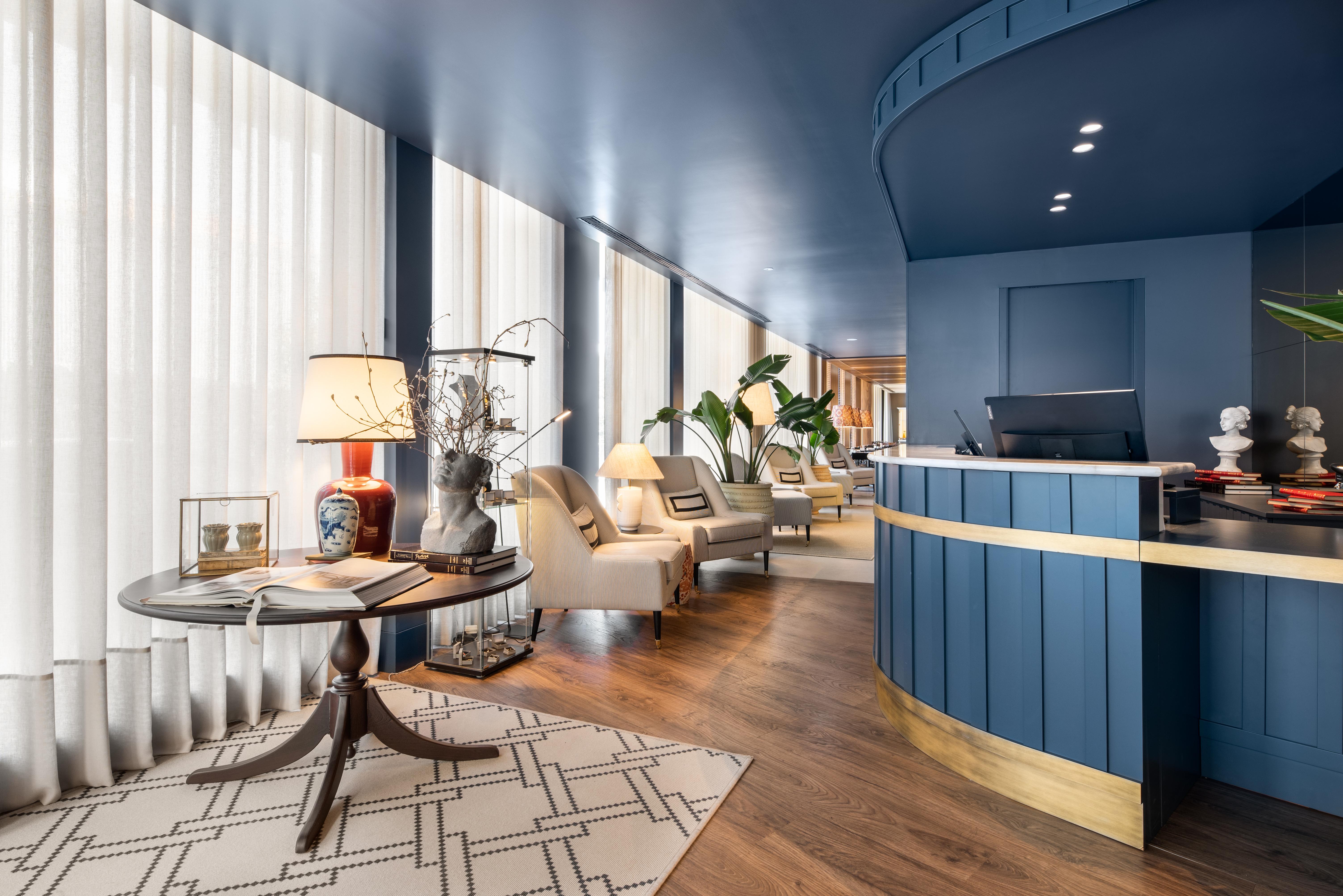 Exe Essenzia Hotel 4*