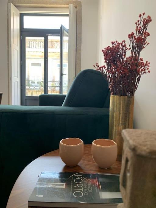 Almada Downtown Charming Apartment *