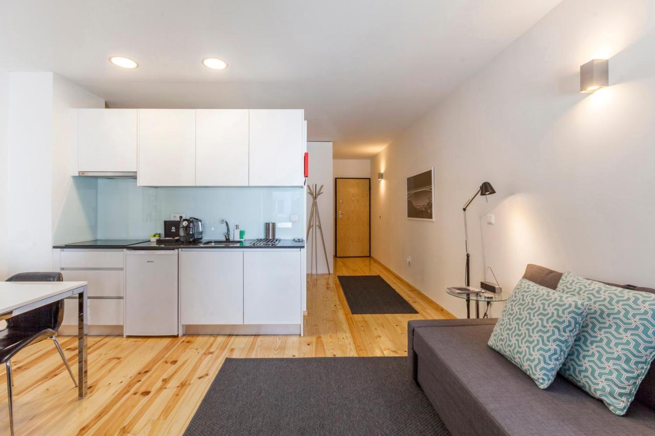 Apartment Bo - Almada Porto