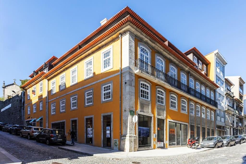 Sweet Downtown Loft With Balcony Apartment *
