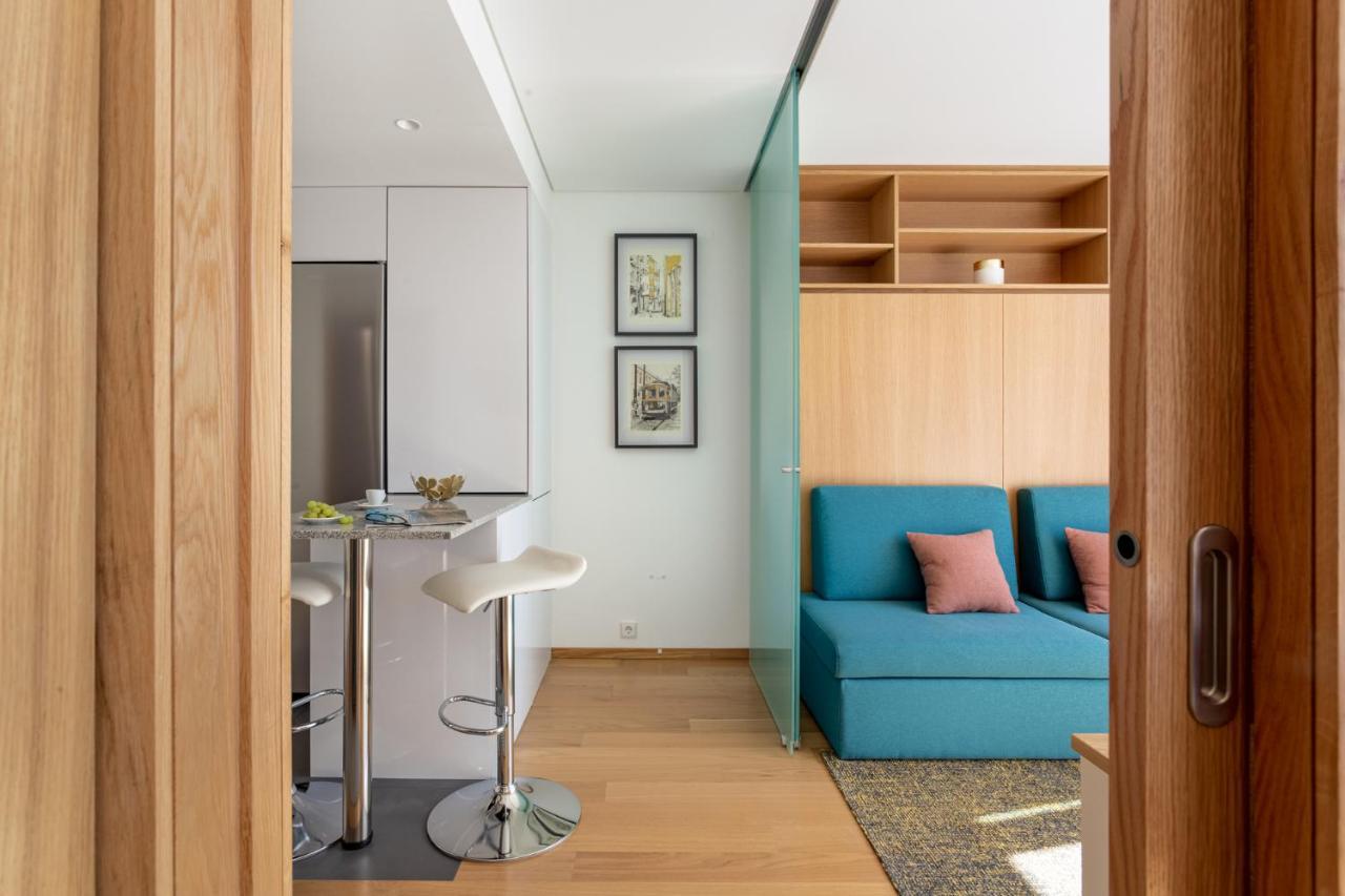 Joivy Bright Flat, Quiet Area Apartment