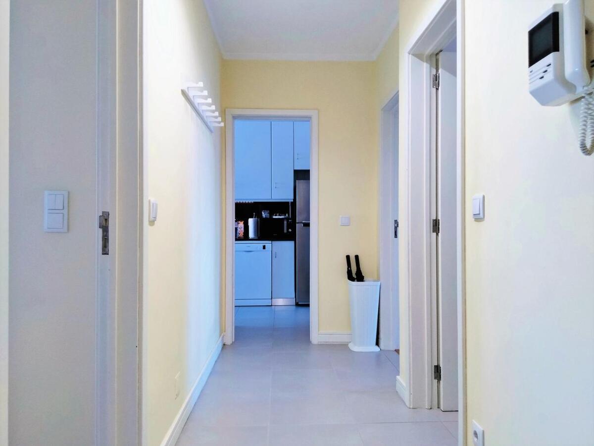 Hello Deluxe Apartment