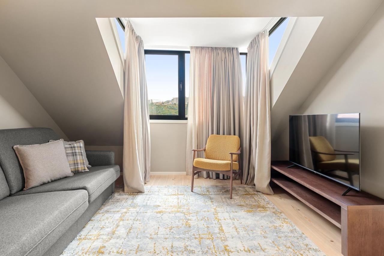 Apartment 108mm House *