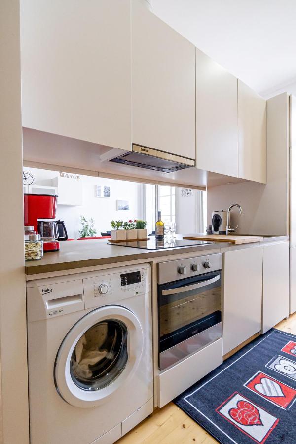 Apartment Contemporary In Center *