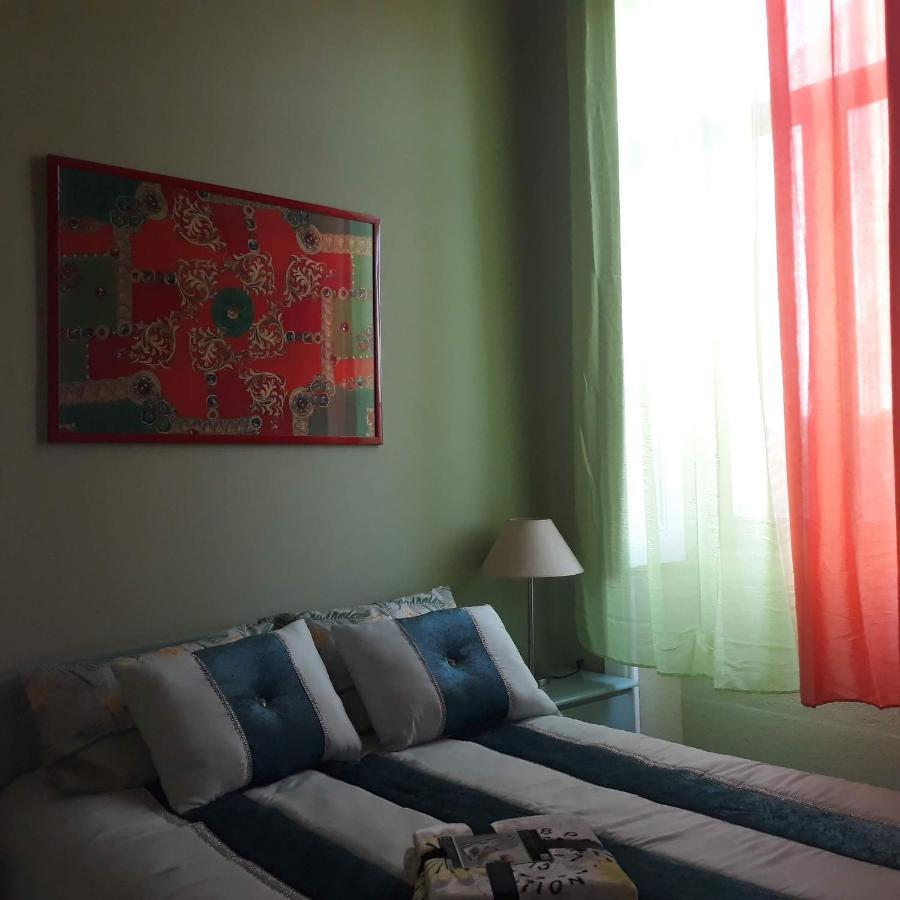 Casa Dragao Bed & Breakfast *