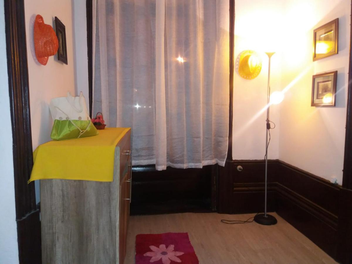 Casa Dragao Bed & Breakfast *