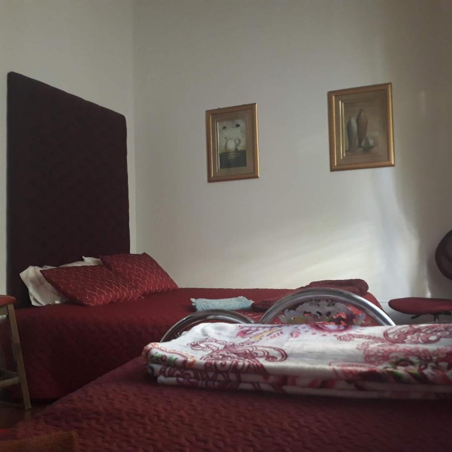 Casa Dragao Bed & Breakfast