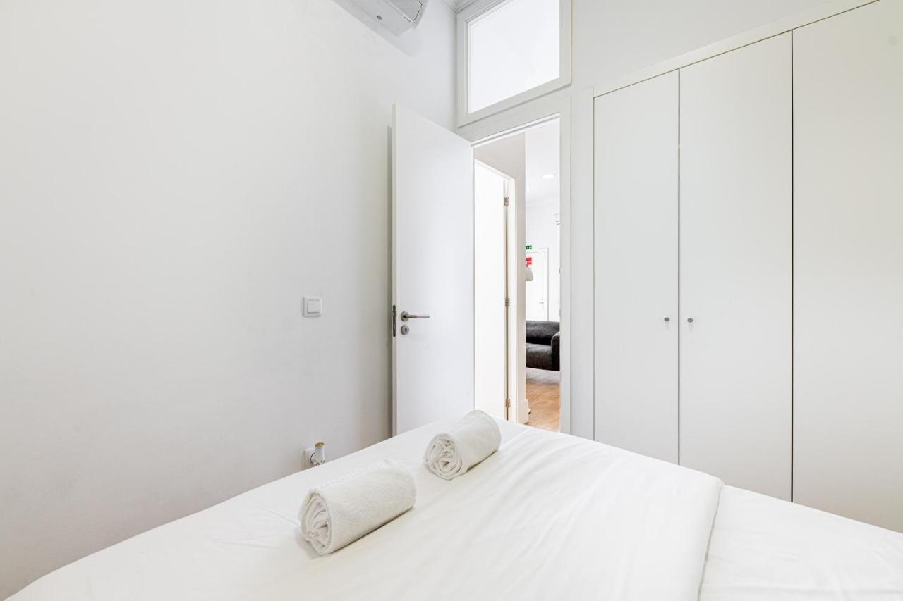 Apartment Vibrant - Heroismo's Metro *