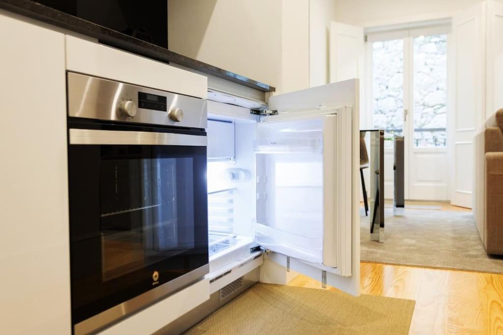 Sweet Downtown Loft With Balcony Porto