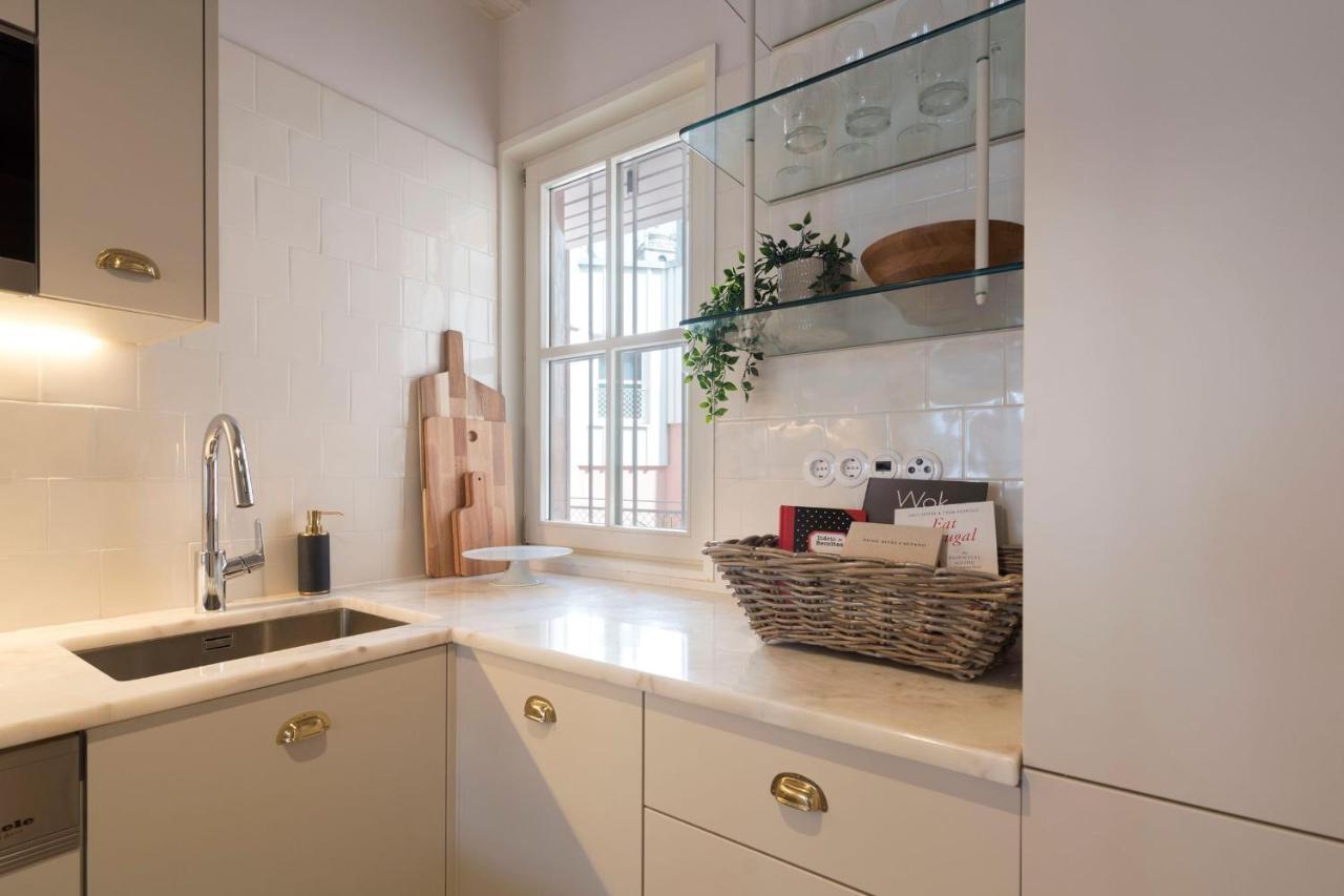 Mouzinho Luxury 3br Flat L 5 Min Walk To Ribeira By Lovelystay Porto