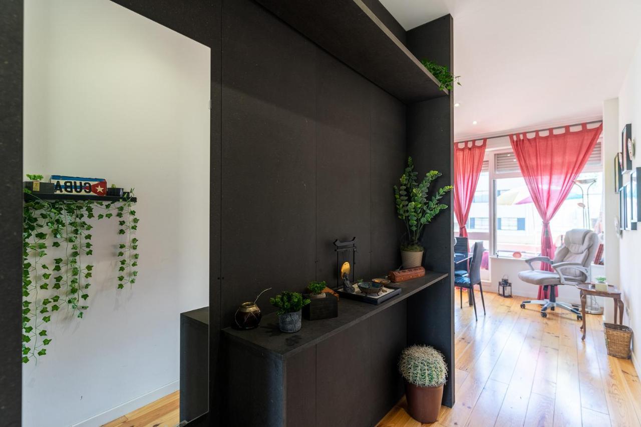 Apartment Sunny Oporto, Trindade Balcony *