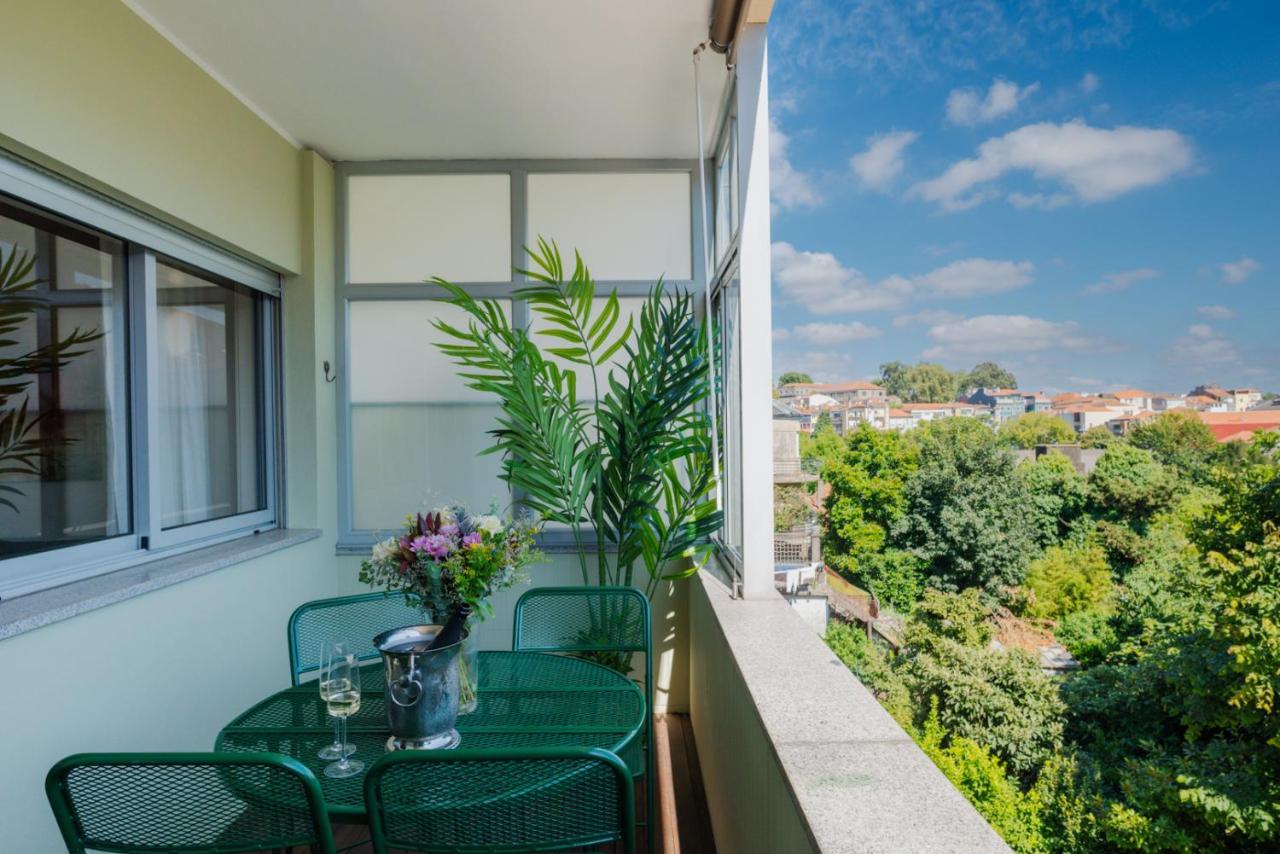 Sunny And Spacious House, 4bd 3bath Downtown Apartment
