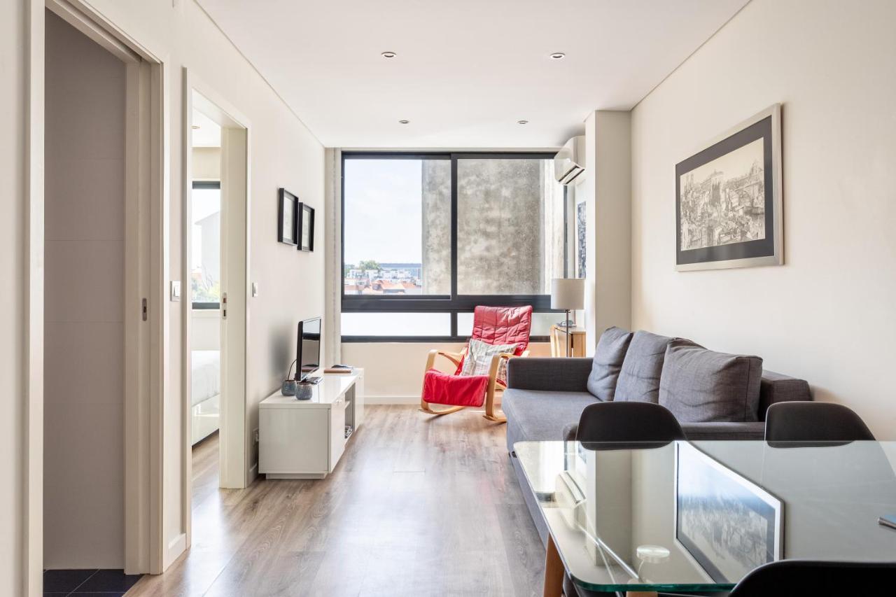 Joivy Modern 1-bed In Apartment Porto