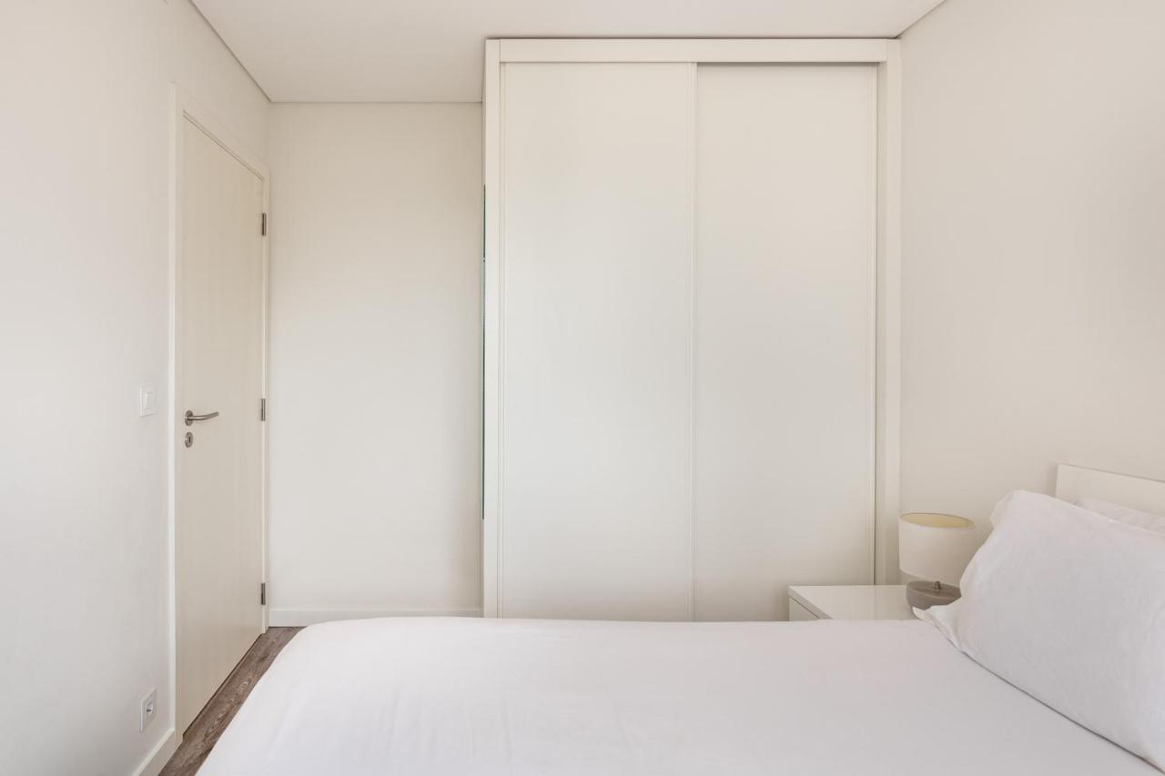 Apartment Joivy Modern 1-bed In Porto